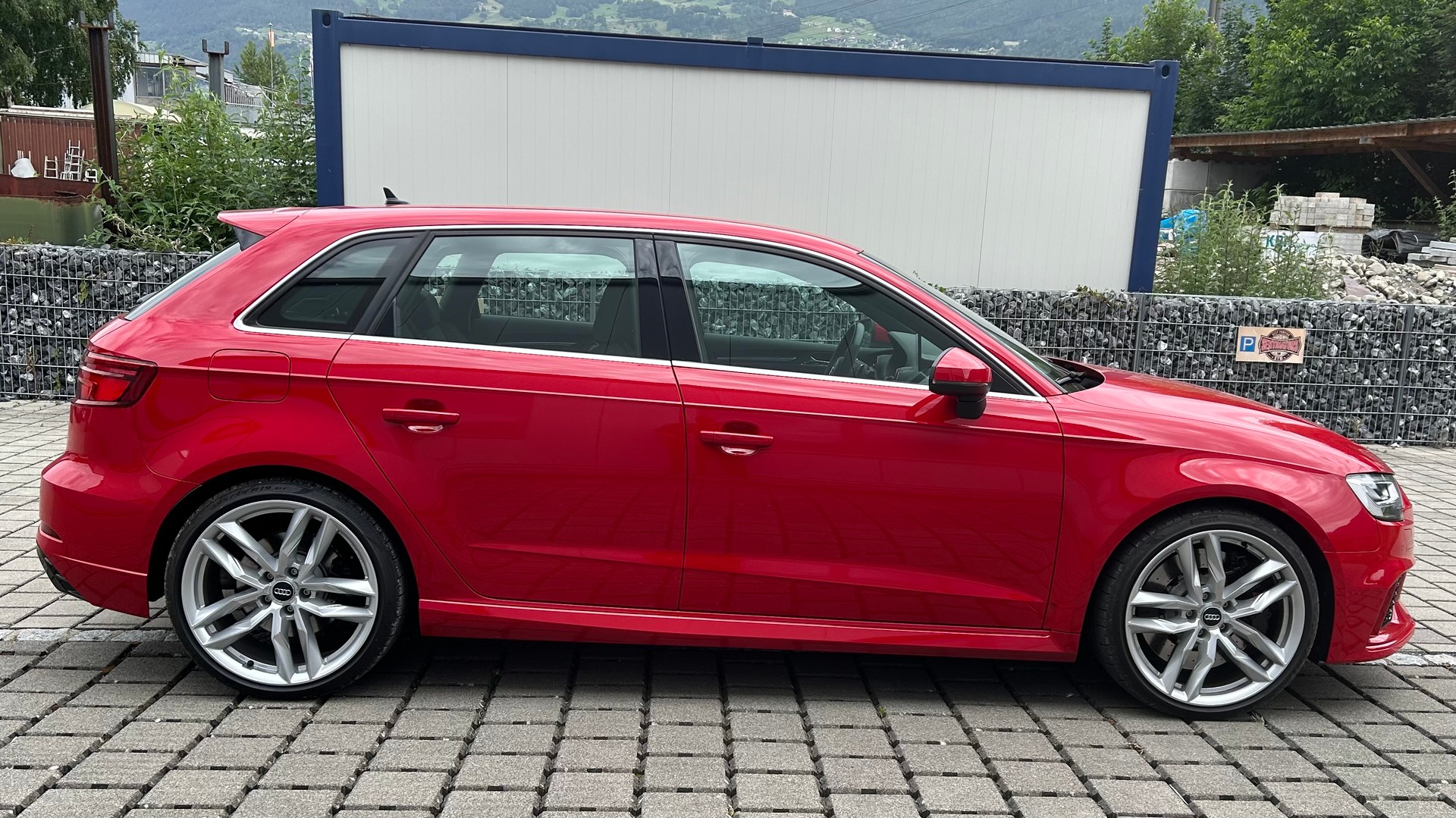 AUDI 2.5 T FSI quattro S-Tronic-image-5
