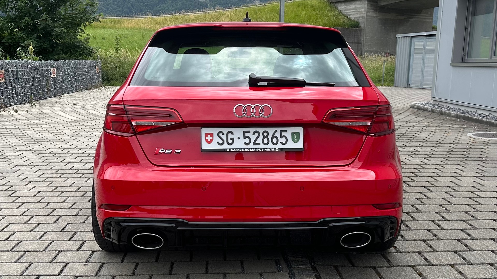 AUDI 2.5 T FSI quattro S-Tronic-image-3