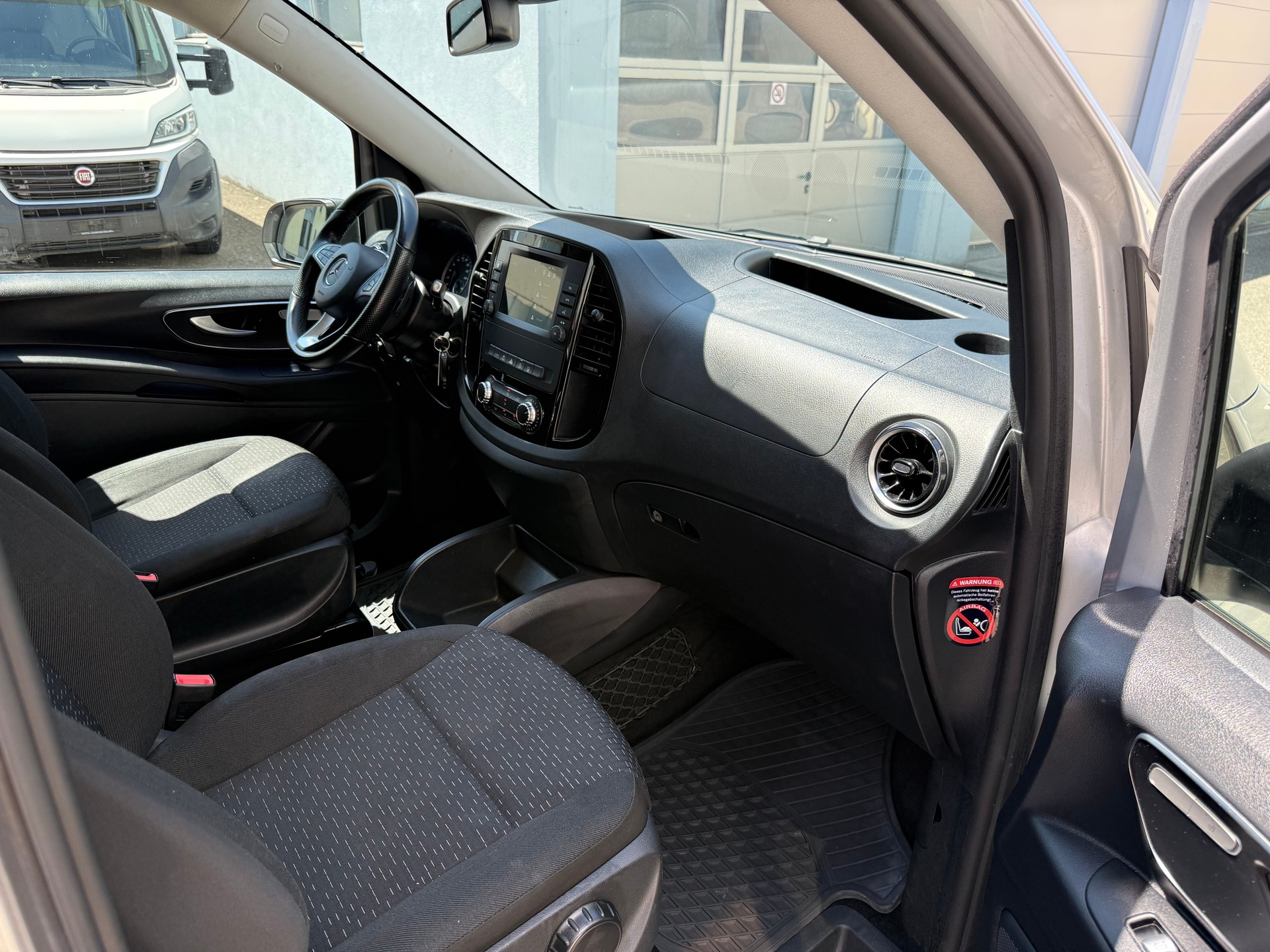 MERCEDES-BENZ Vito 116 CDI Lang Pro Tourer 4Matic 9G-Tronic-image-10