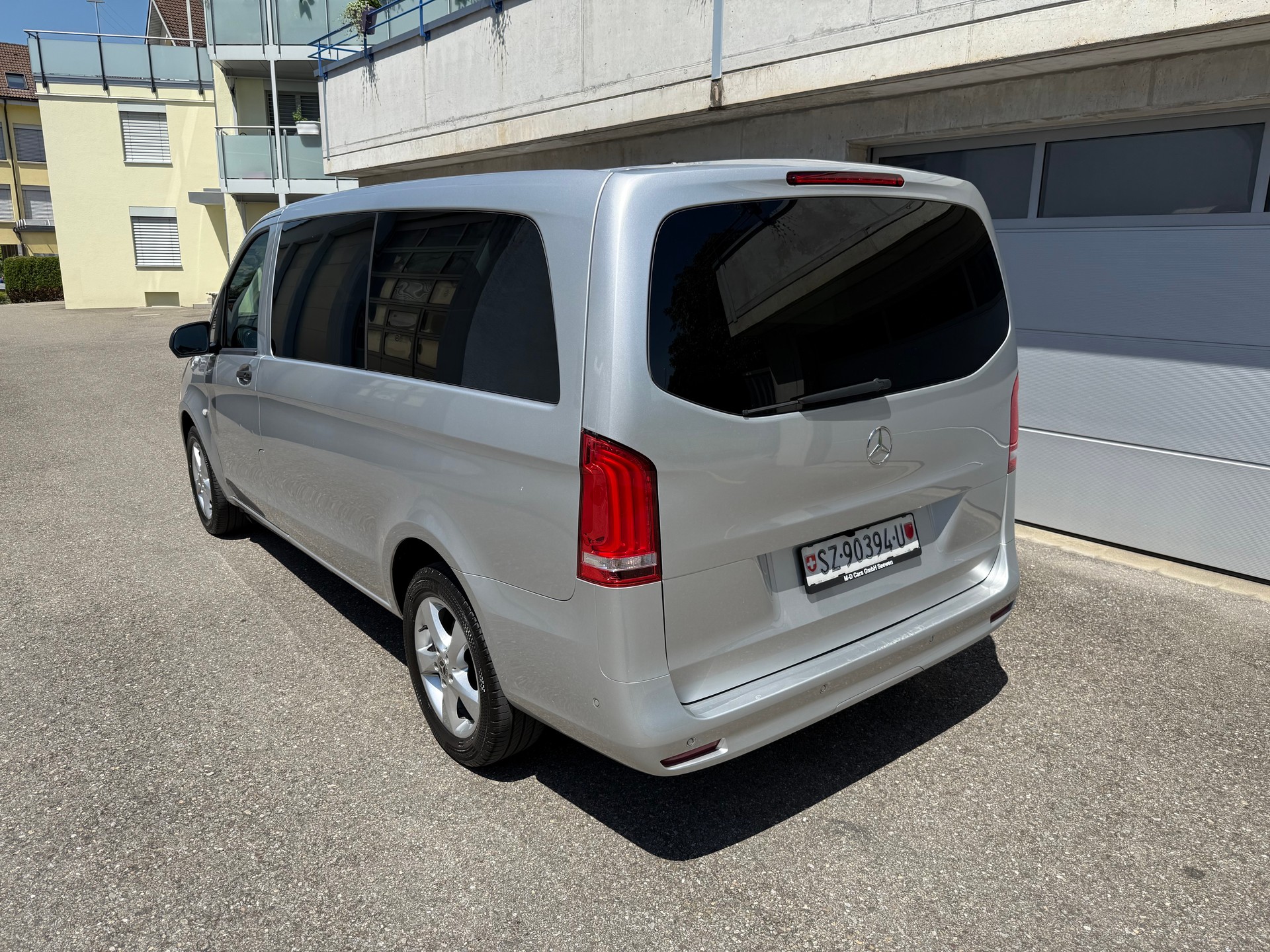 MERCEDES-BENZ Vito 116 CDI Lang Pro Tourer 4Matic 9G-Tronic-image-5
