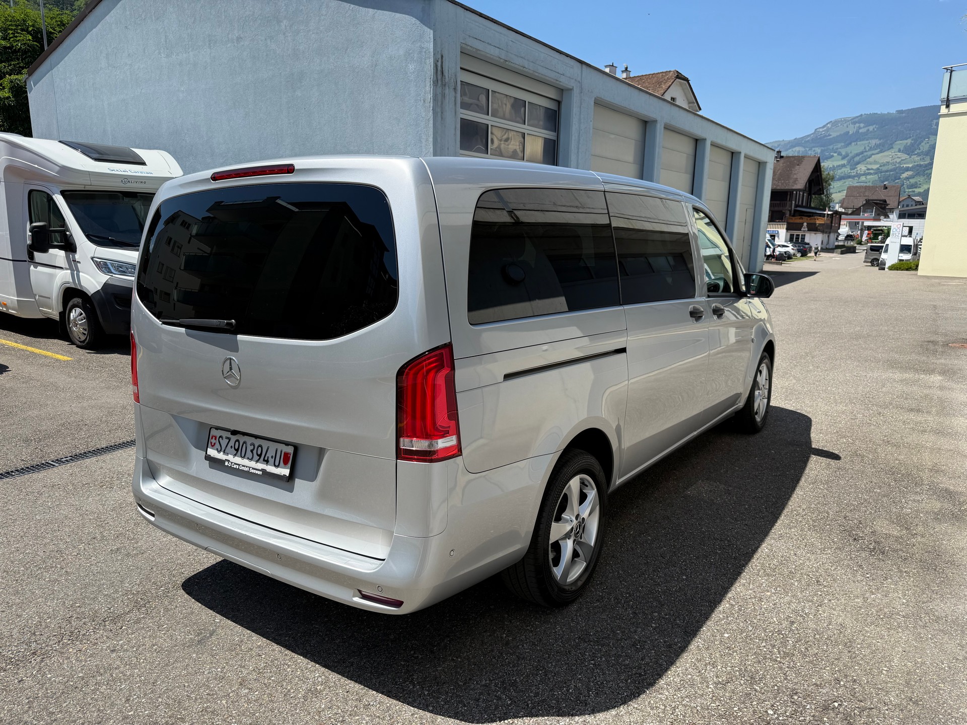 MERCEDES-BENZ Vito 116 CDI Lang Pro Tourer 4Matic 9G-Tronic-image-3