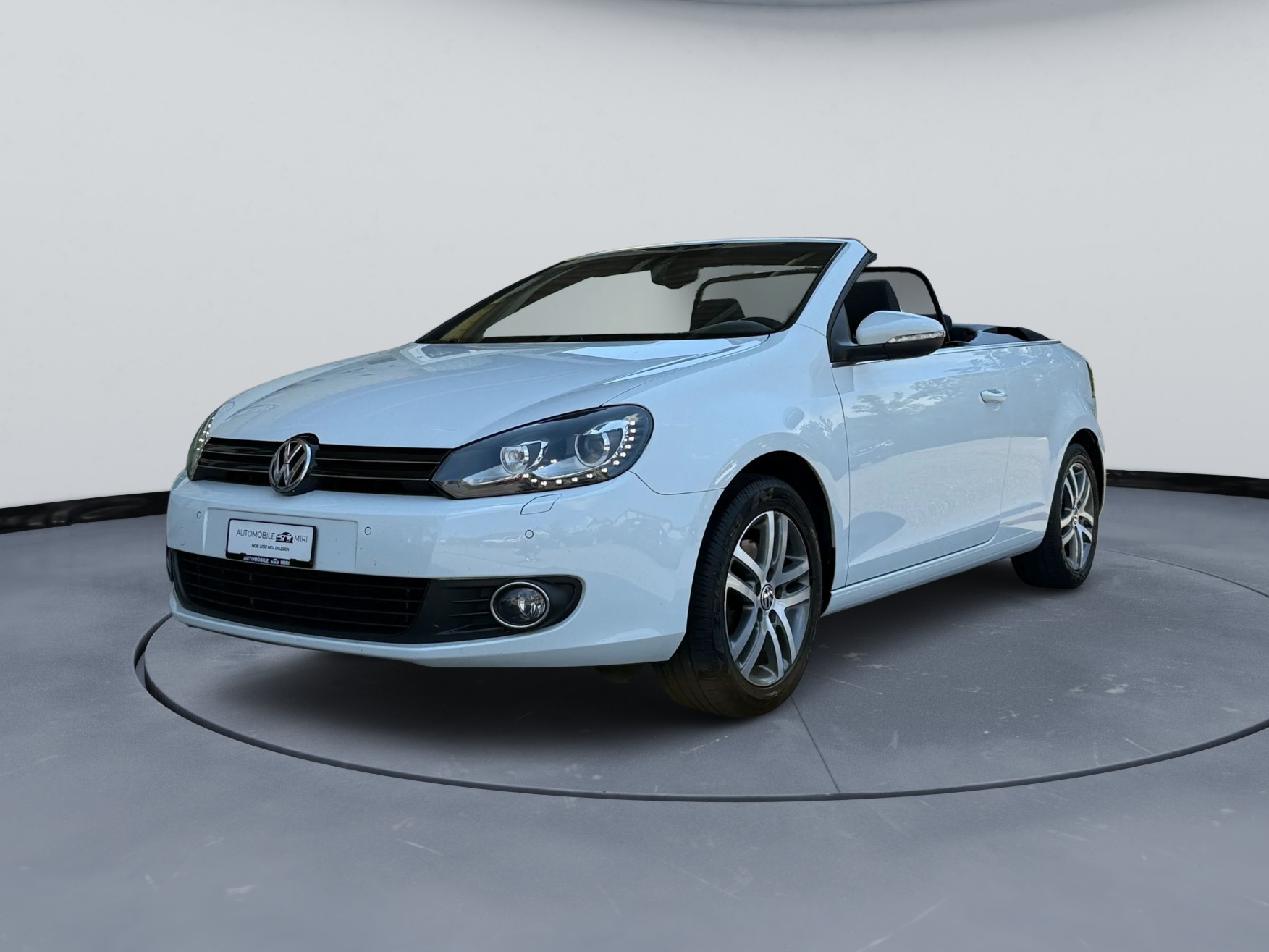 VW Golf Cabrio 1.2 TSI BlueMotion Technology-image-0
