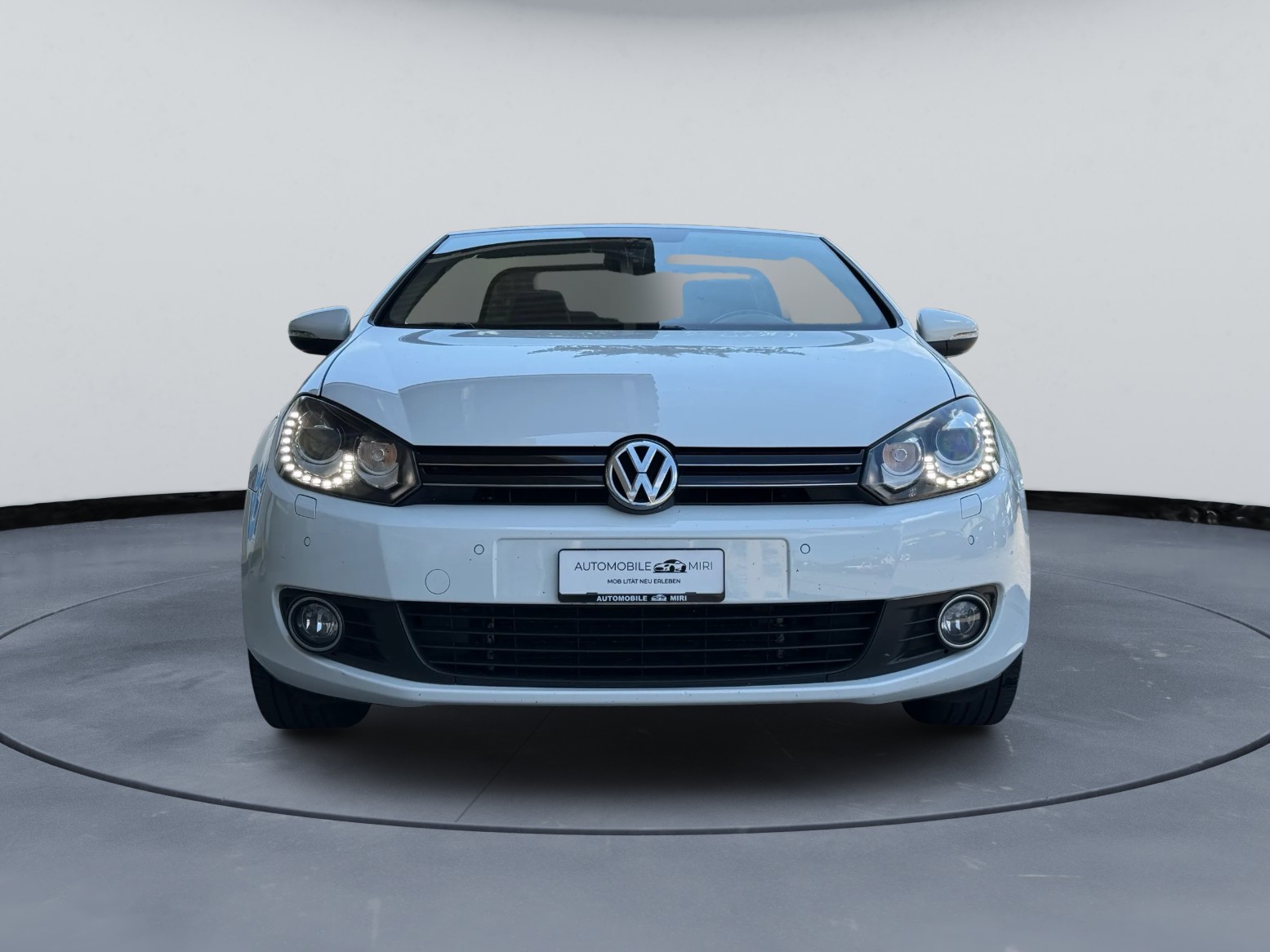 VW Golf Cabrio 1.2 TSI BlueMotion Technology-image-1