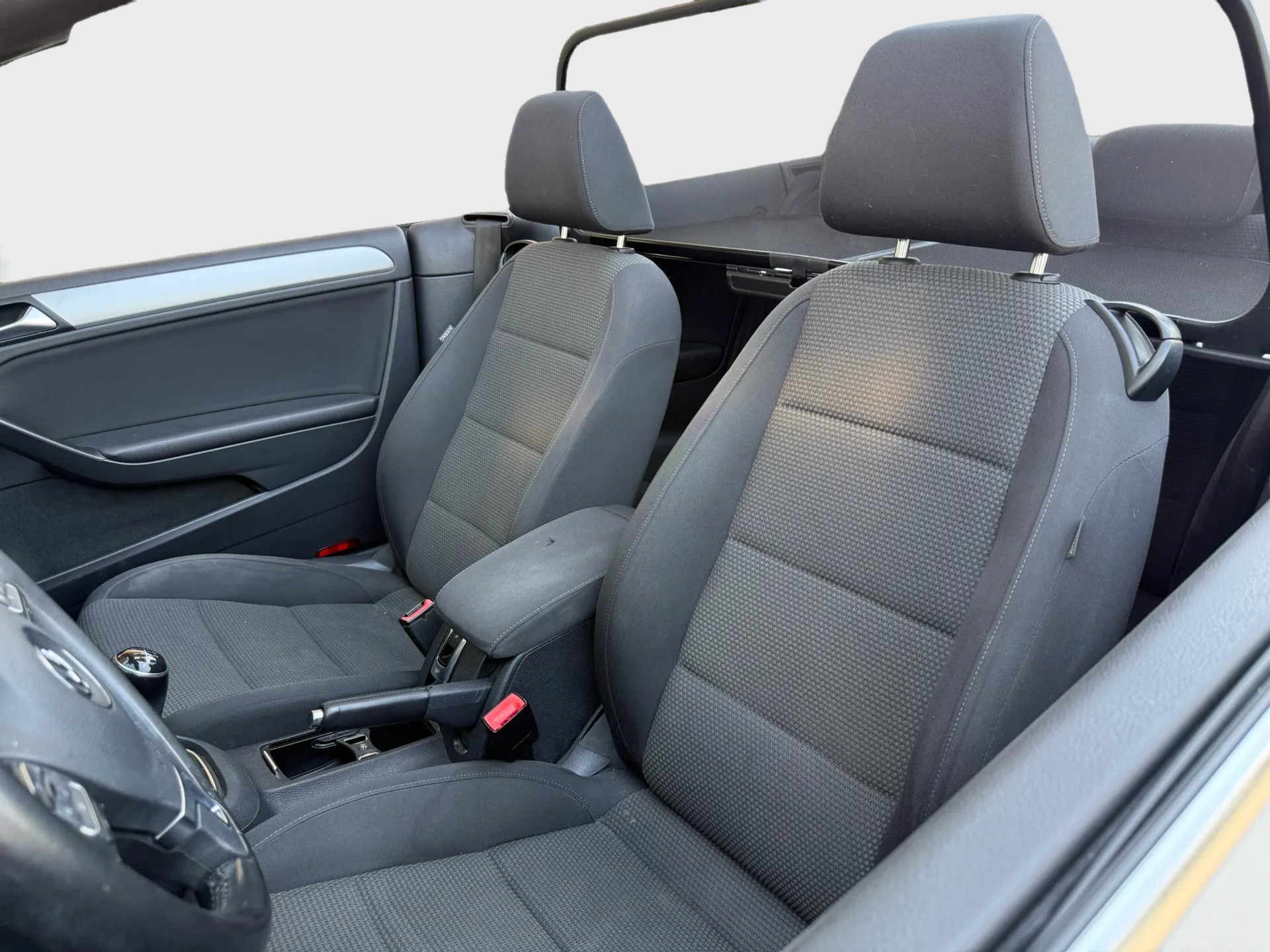 VW Golf Cabrio 1.2 TSI BlueMotion Technology-image-11
