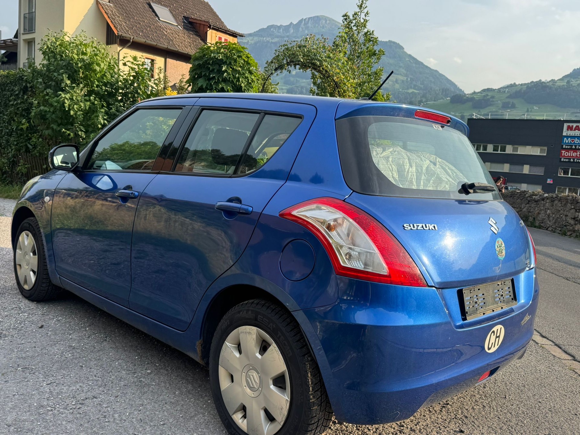 SUZUKI Swift 1.2i 16V GL Top 4x4-image-5