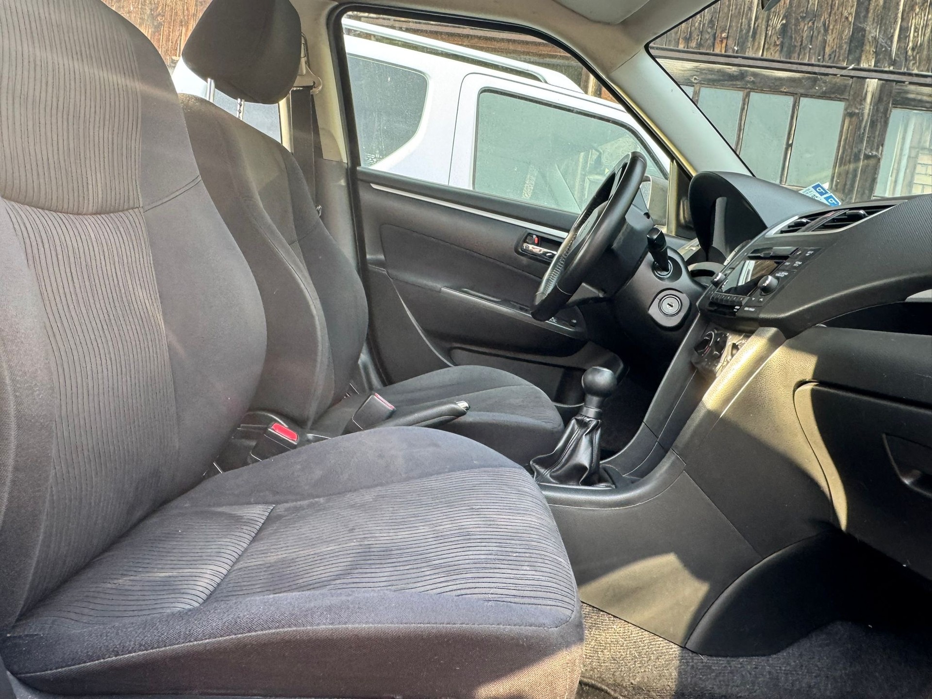 SUZUKI Swift 1.2i 16V GL Top 4x4-image-10