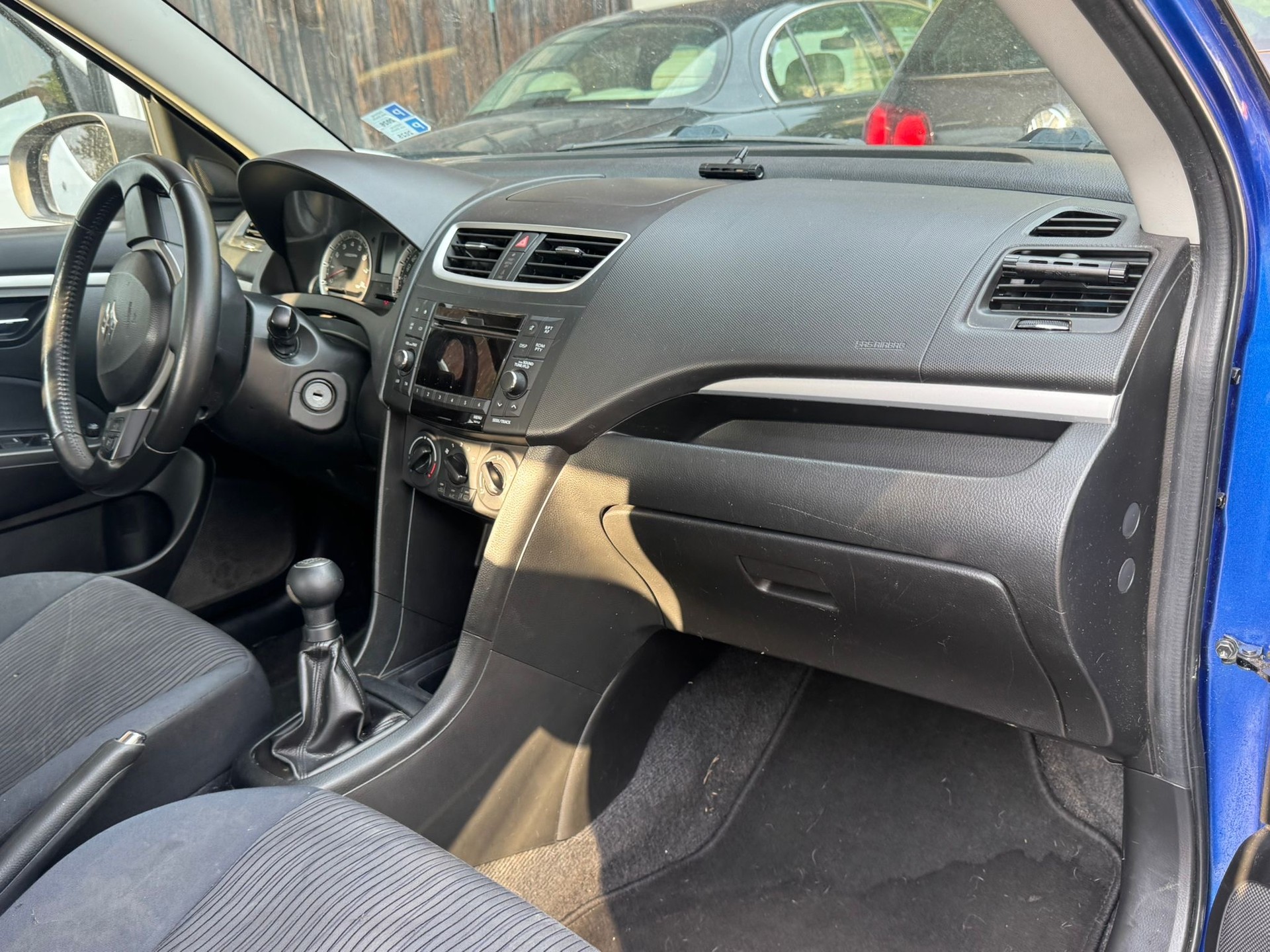 SUZUKI Swift 1.2i 16V GL Top 4x4-image-12