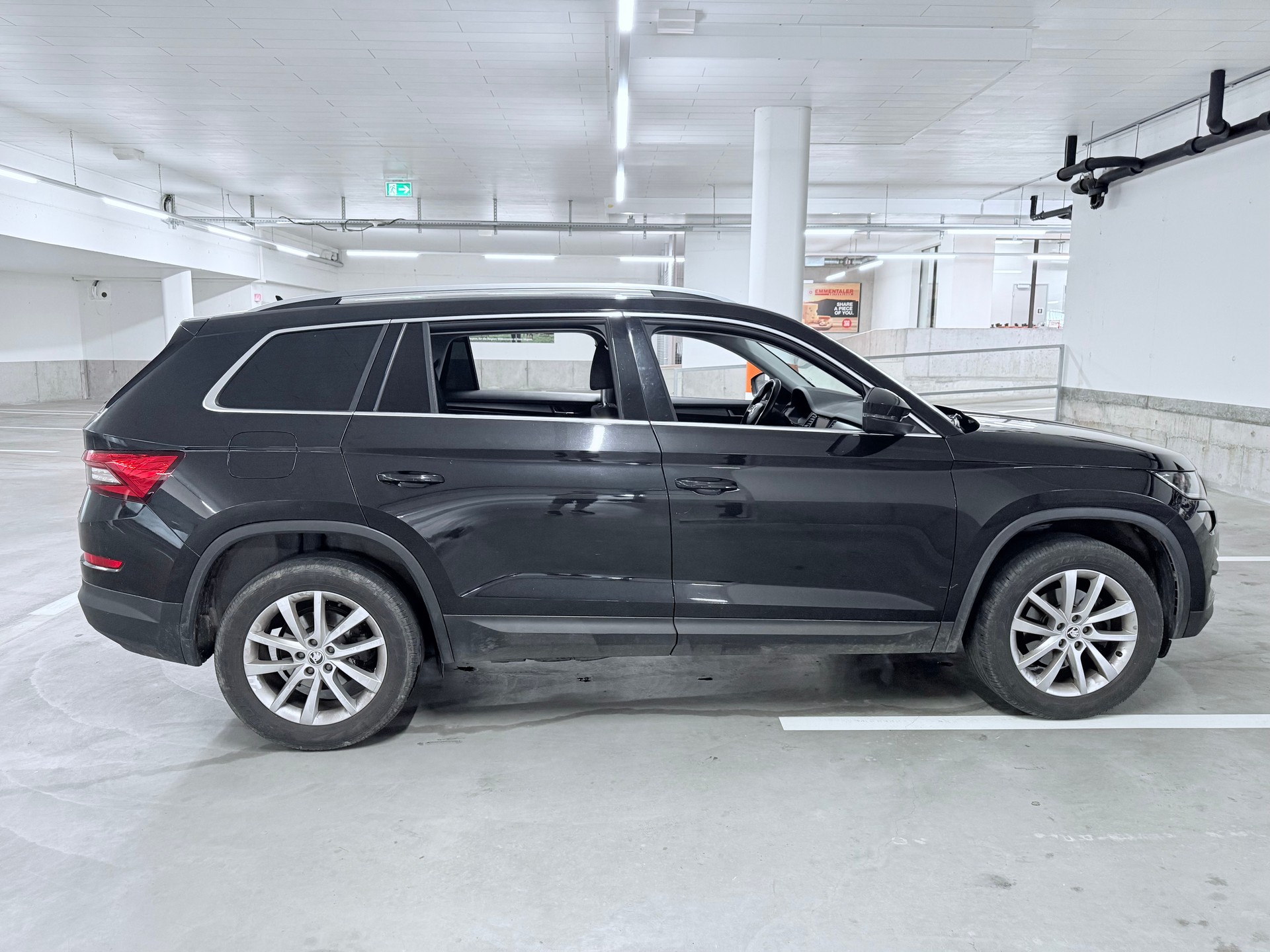 SKODA Kodiaq 2.0 TDI CR Ambition 4x4 DSG-image-5