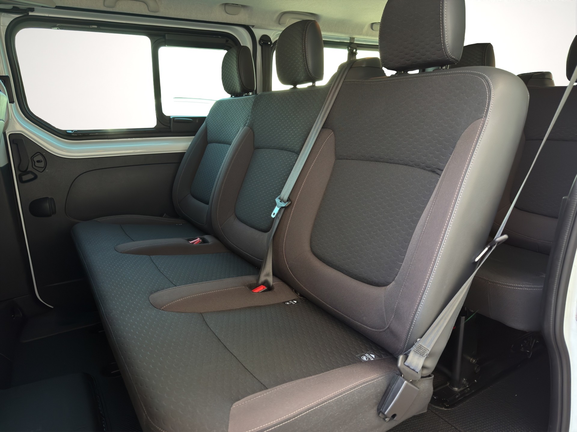 FIAT Talento 29 2.0 Eco L2H1 8/9 Plätze Swiss-image-14