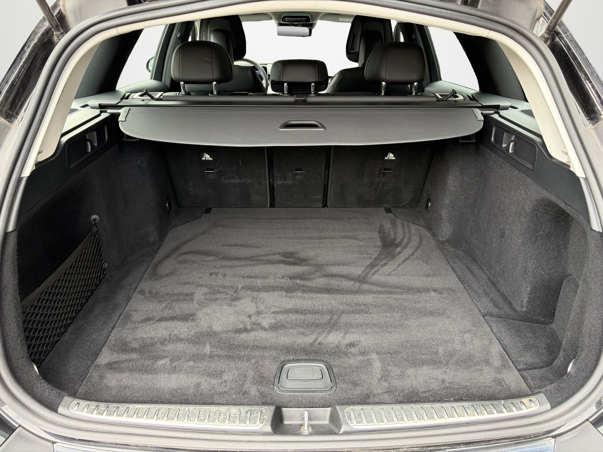 MERCEDES-BENZ C 220 d 4Matic T All-Terrain Avantgarde-image-14
