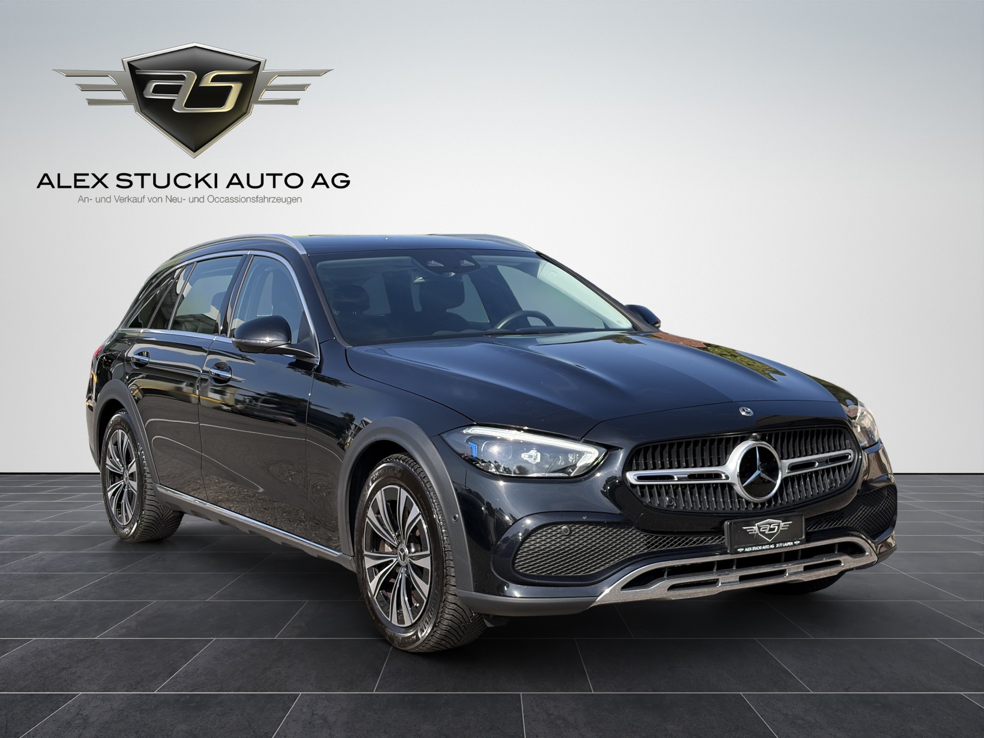 MERCEDES-BENZ C 220 d 4Matic T All-Terrain Avantgarde-image-0