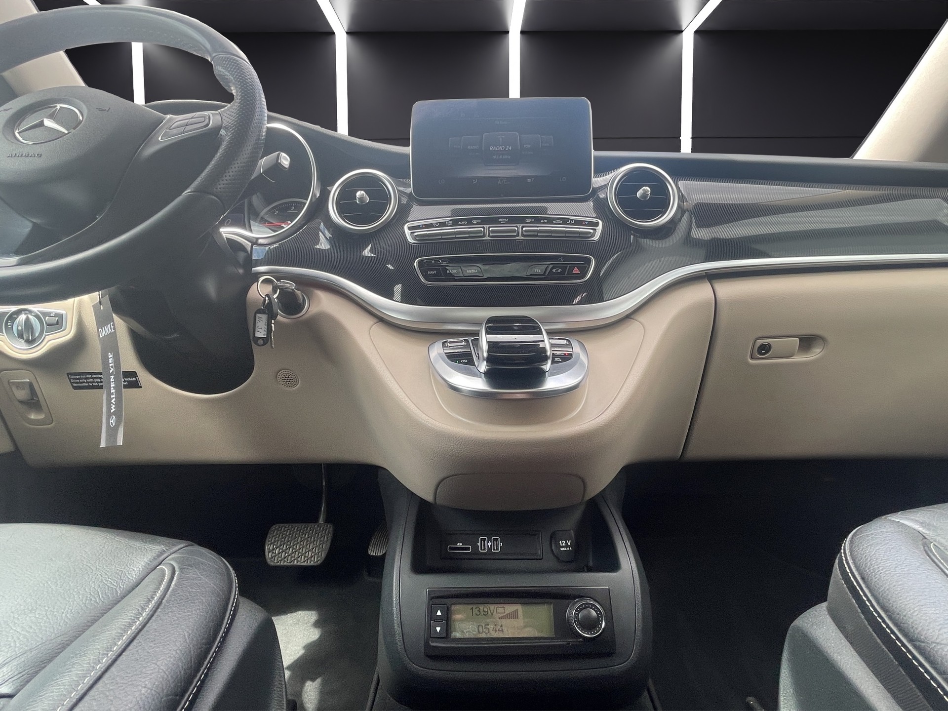 MERCEDES-BENZ Marco Polo 250 d 4Matic 7G-Tronic-image-12