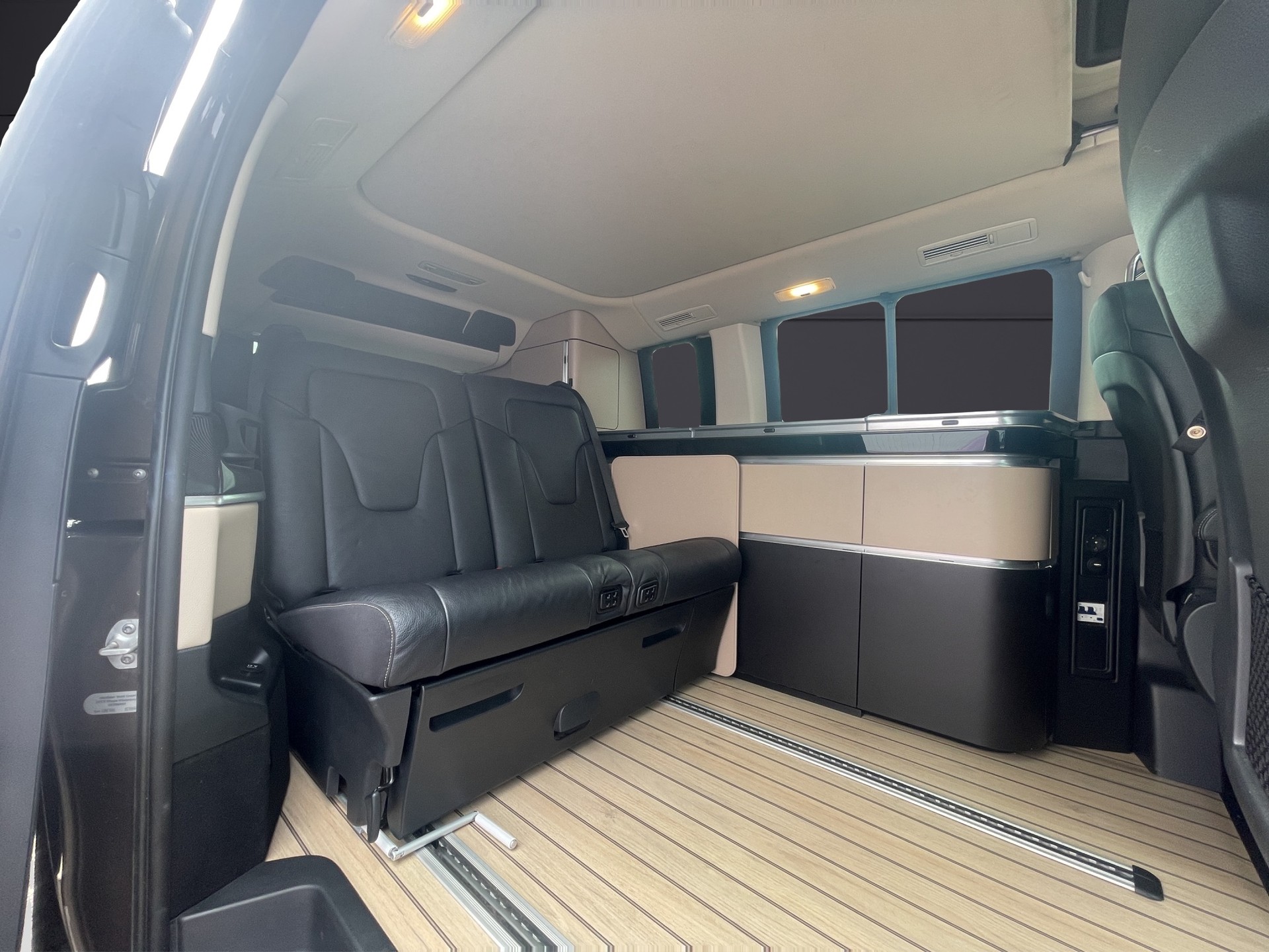 MERCEDES-BENZ Marco Polo 250 d 4Matic 7G-Tronic-image-20
