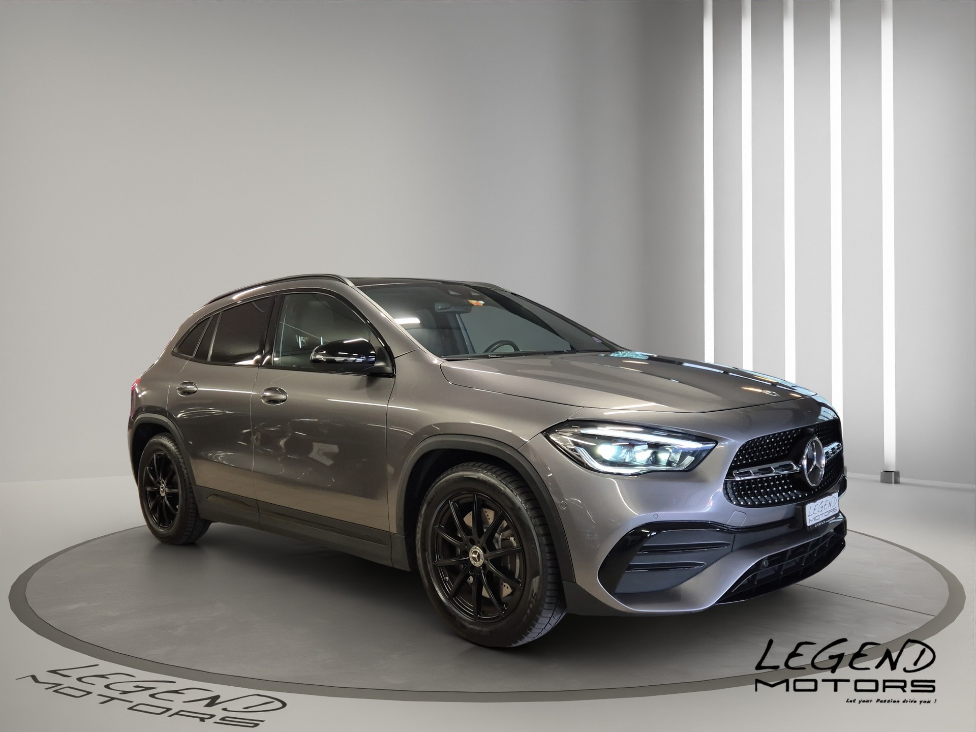 MERCEDES-BENZ GLA 250 4Matic AMG Line 8G-DCT