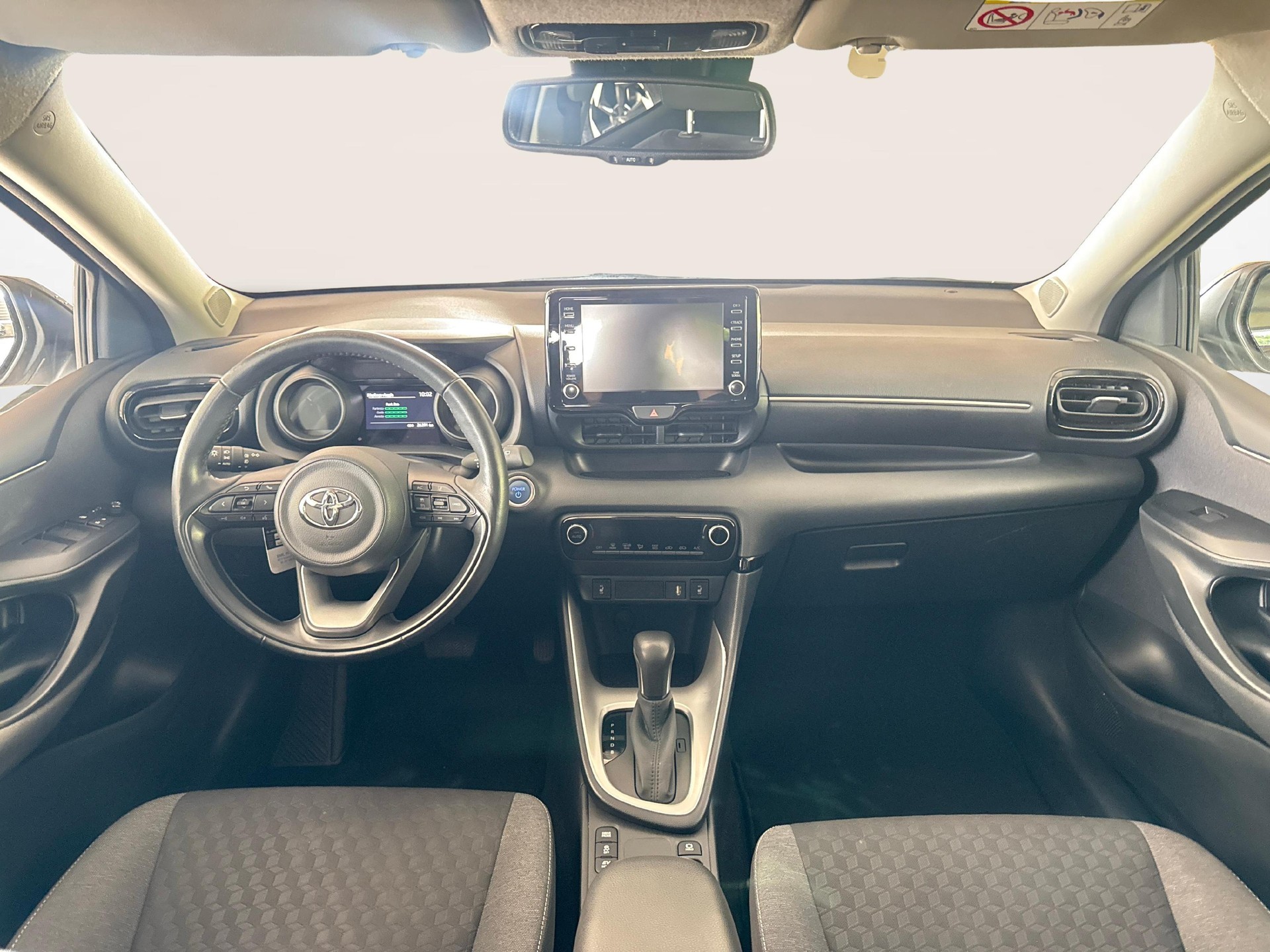 TOYOTA Yaris 1.5 VVT-i HSD Trend + Ruote invernali incluse-image-9