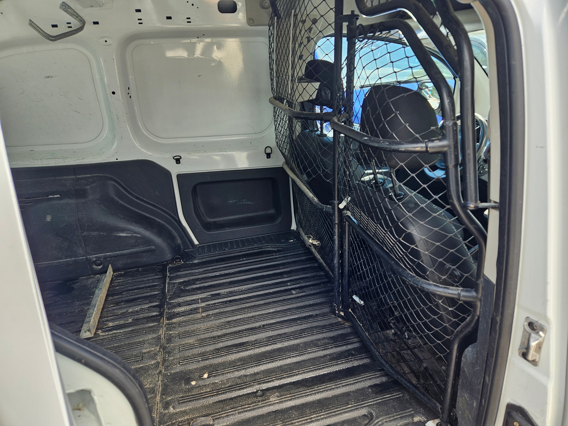 RENAULT Kangoo 1.6 105 Business-image-11
