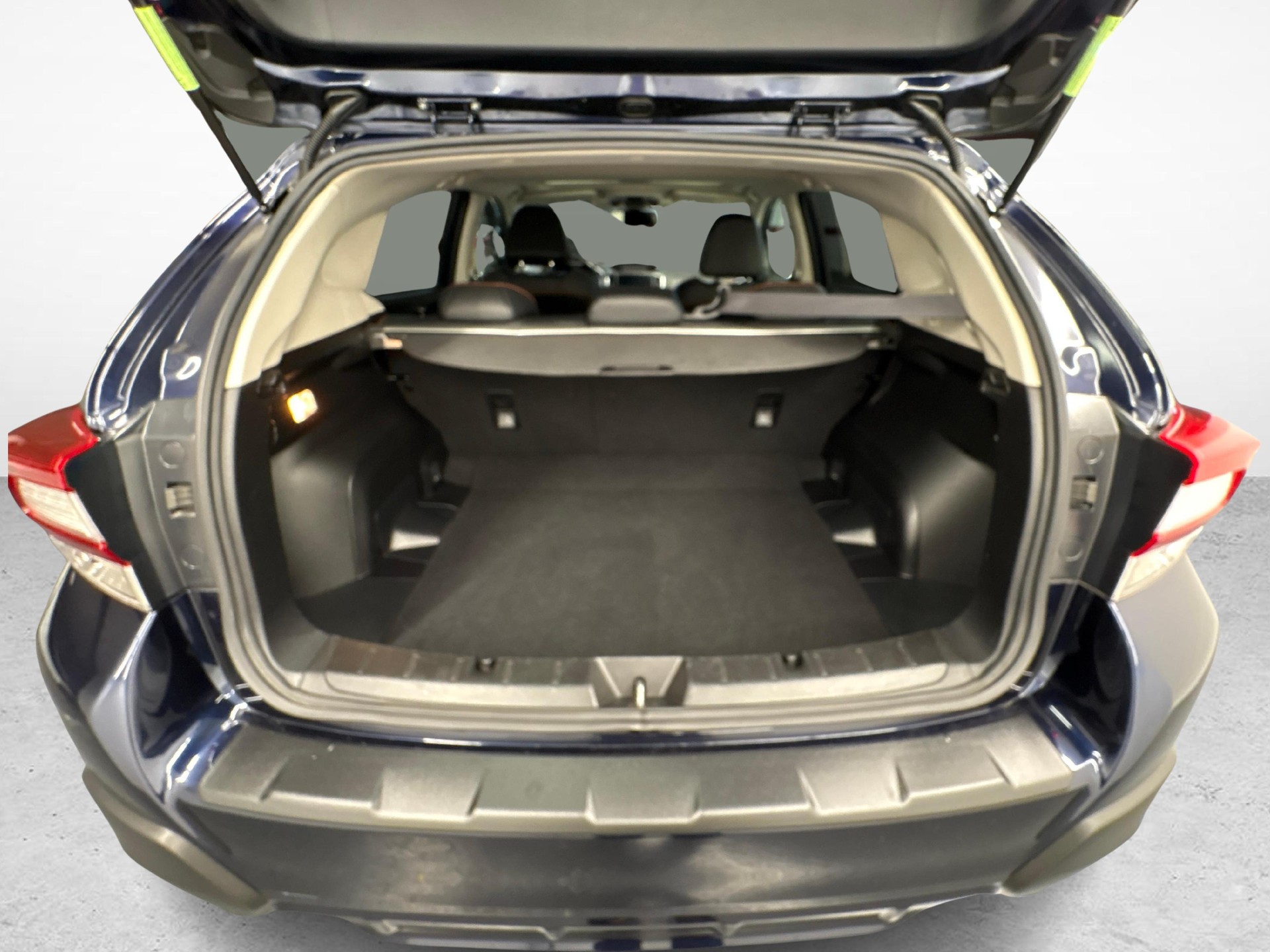 SUBARU XV 2.0i Luxury-image-11