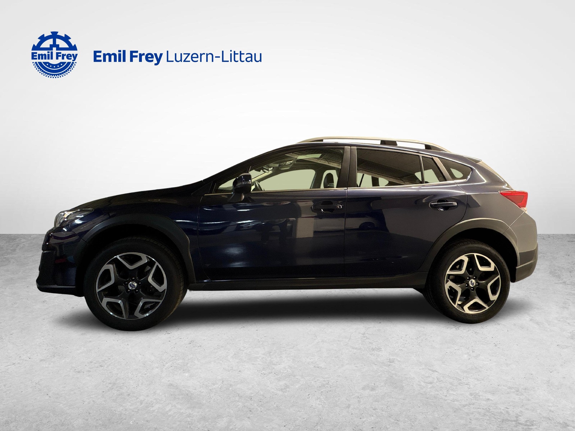 SUBARU XV 2.0i Luxury-image-1
