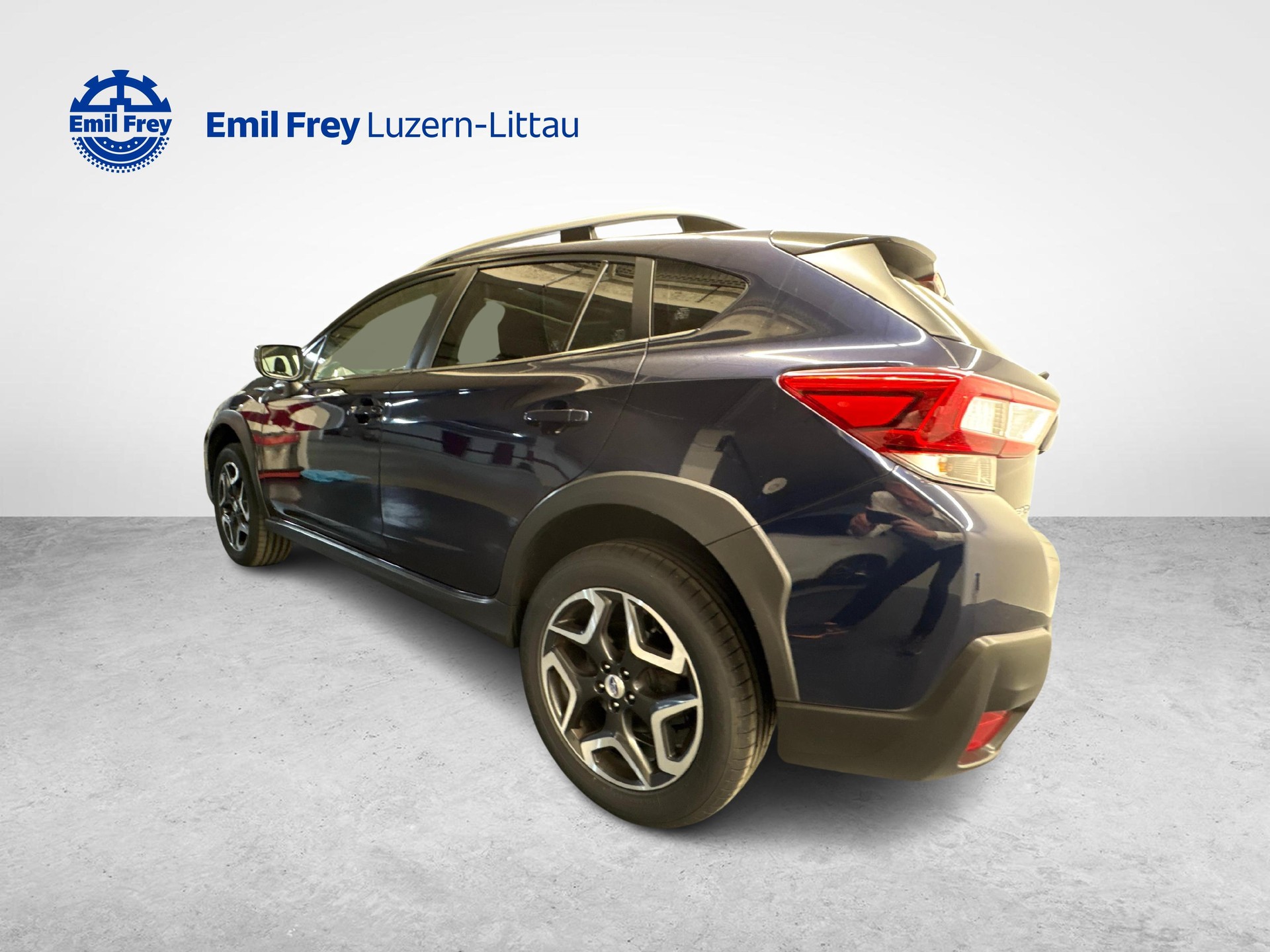 SUBARU XV 2.0i Luxury-image-2