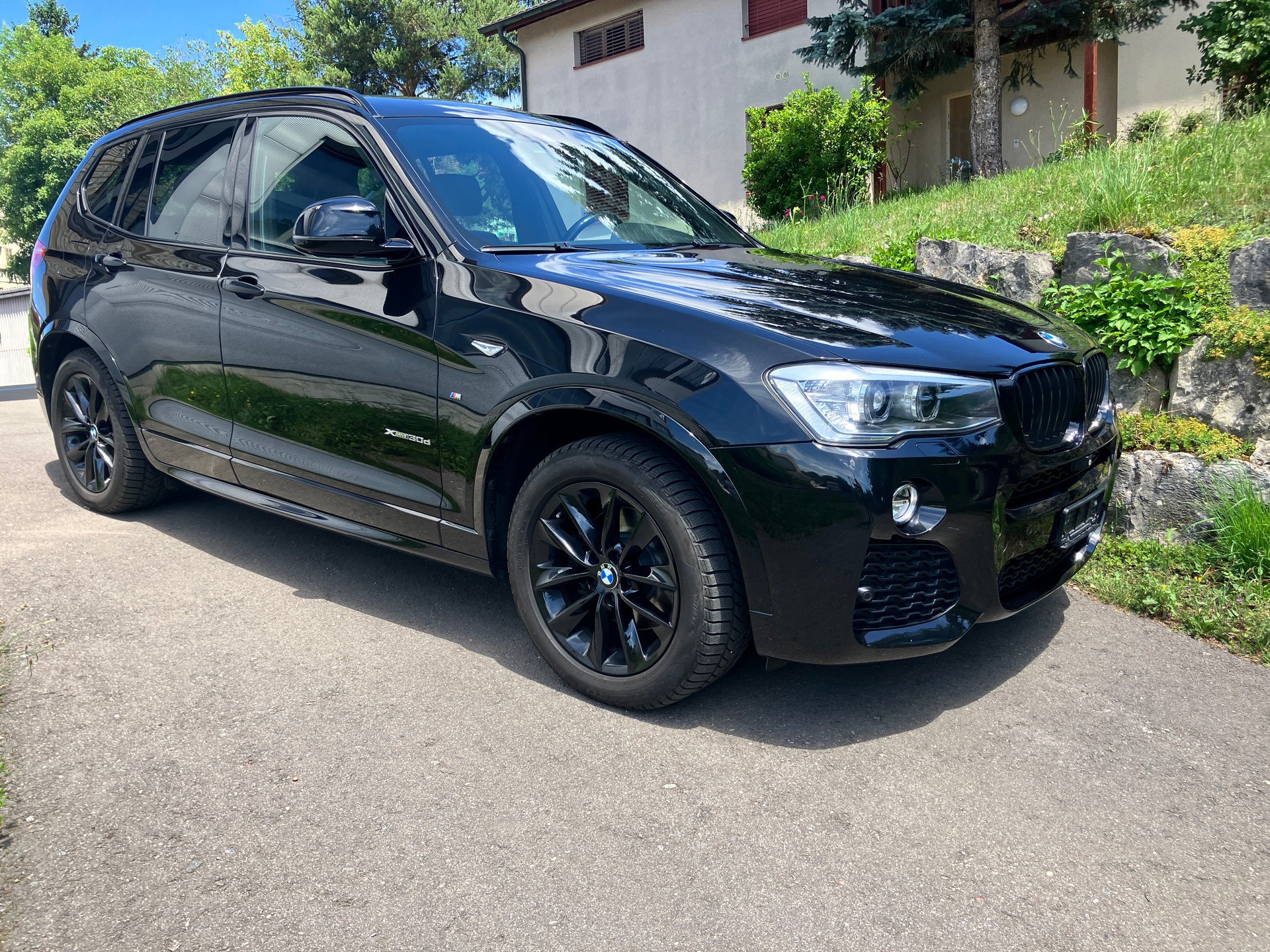 BMW 30d xDrive SAG-image-0