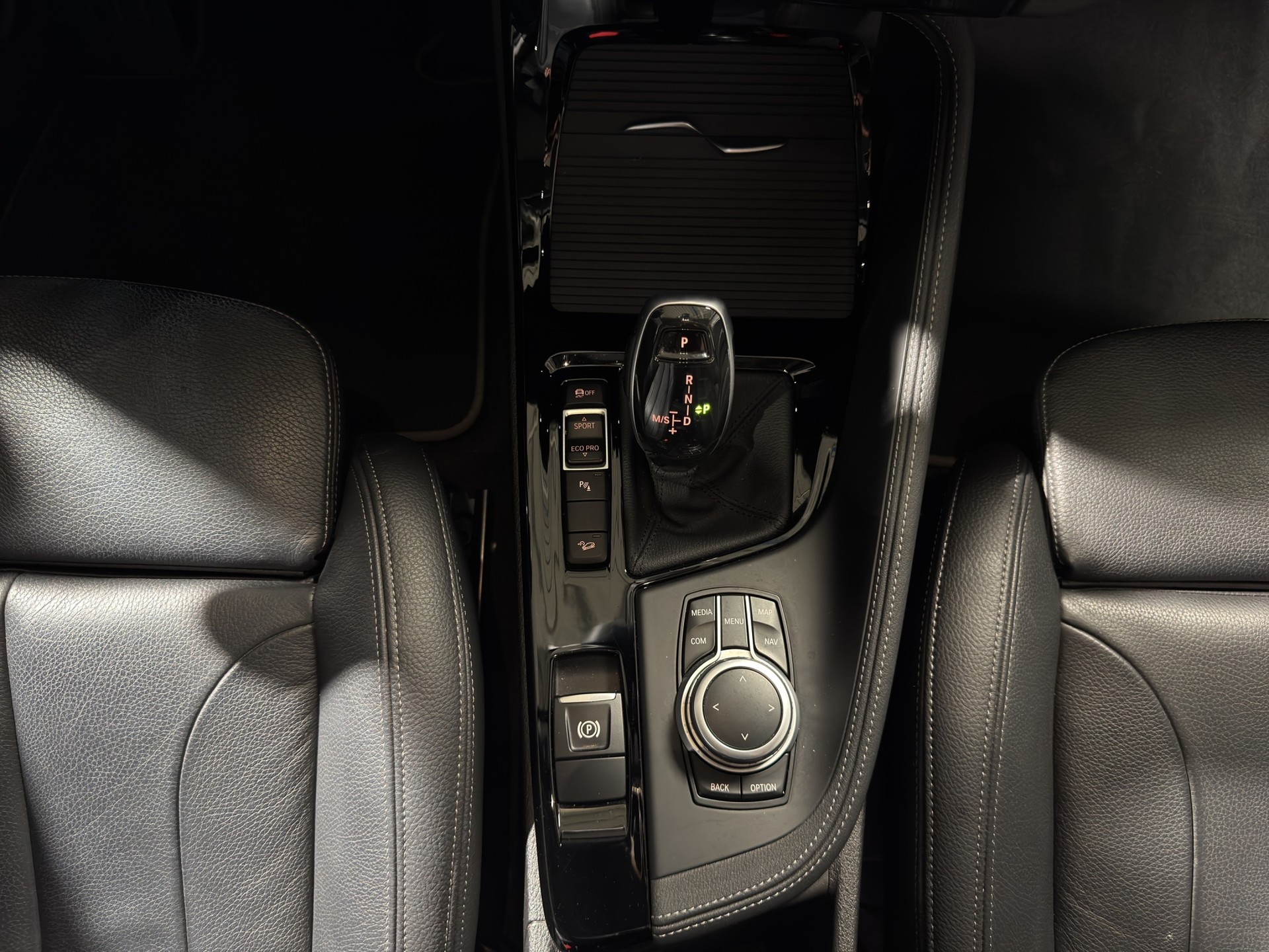 BMW X1 25i xDrive xLine-image-9