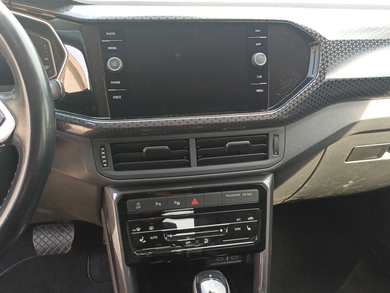 VW T-Cross 1.0 TSI Style DSG-image-10