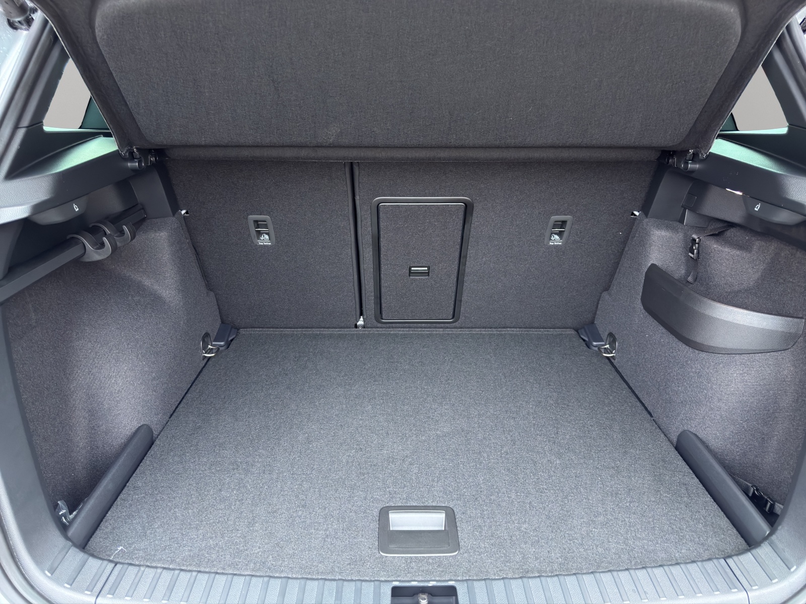 SKODA Karoq 1.5 TSI SportLine DSG-image-18