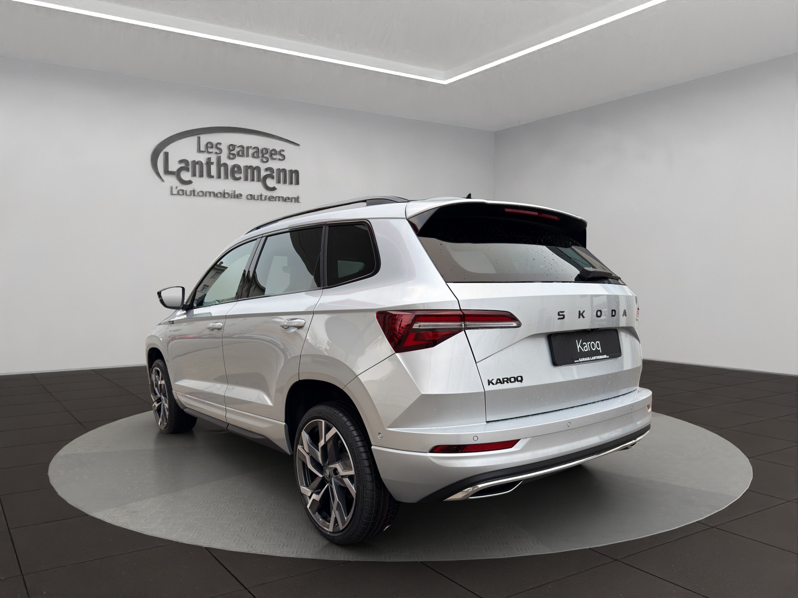 SKODA Karoq 1.5 TSI SportLine DSG-image-2