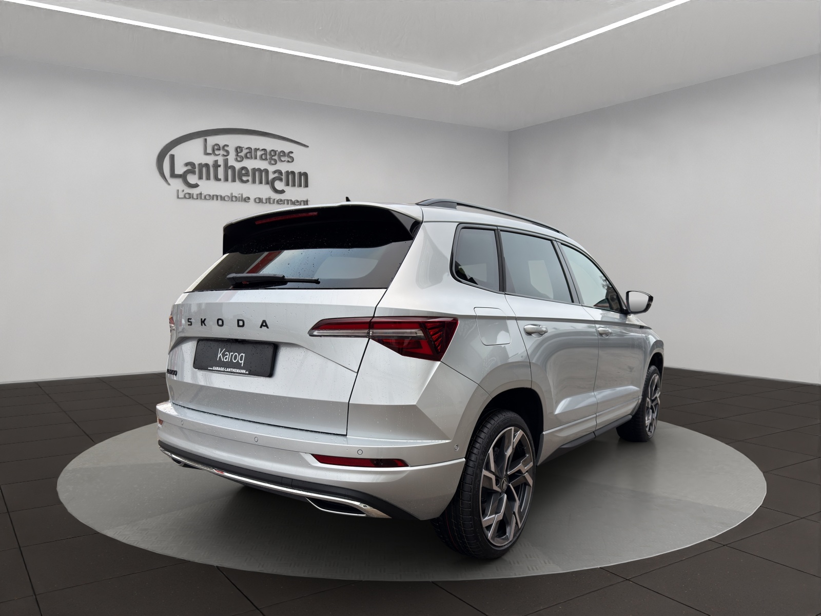 SKODA Karoq 1.5 TSI SportLine DSG-image-4