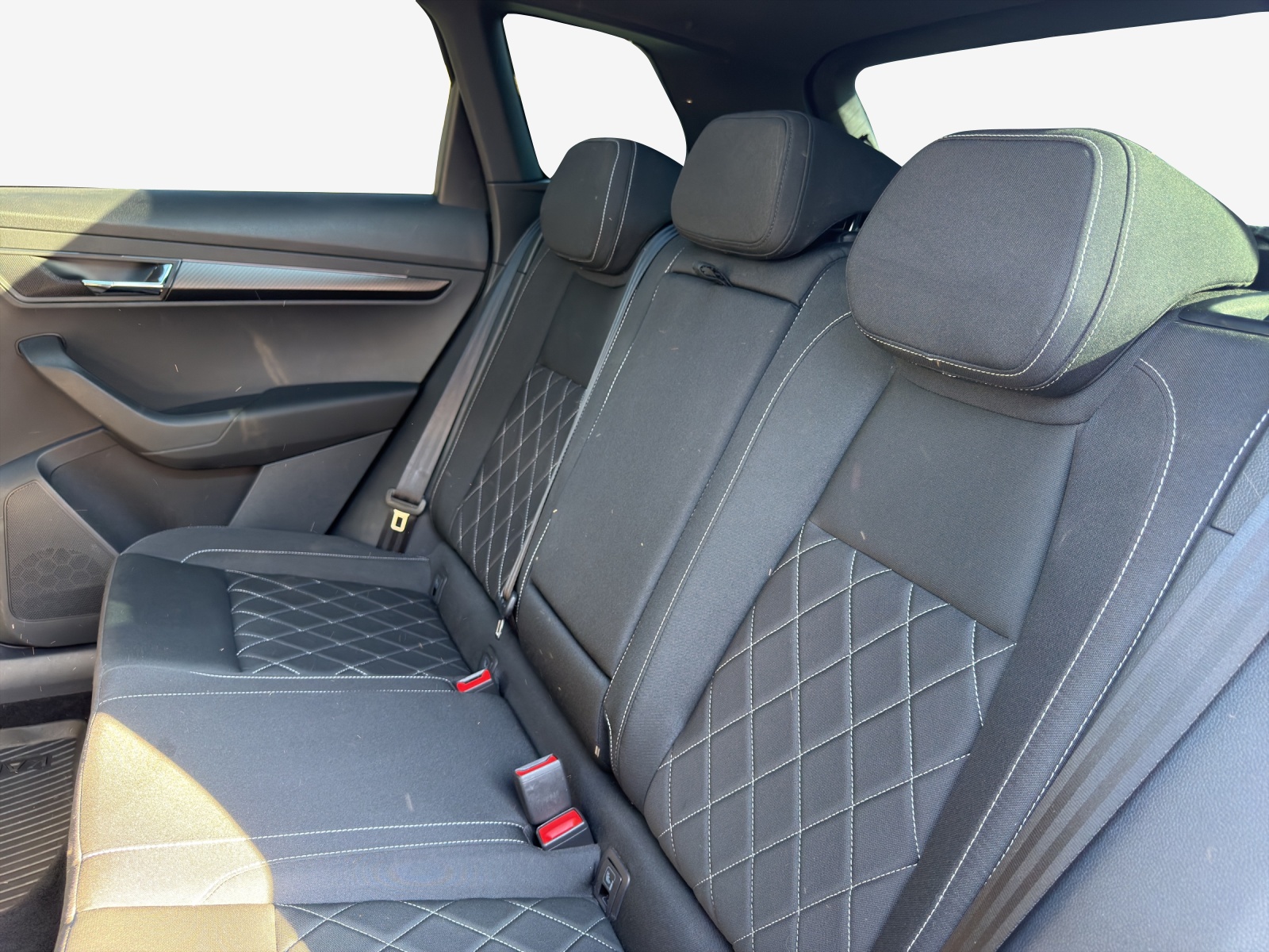 SKODA Karoq 1.5 TSI SportLine DSG-image-11