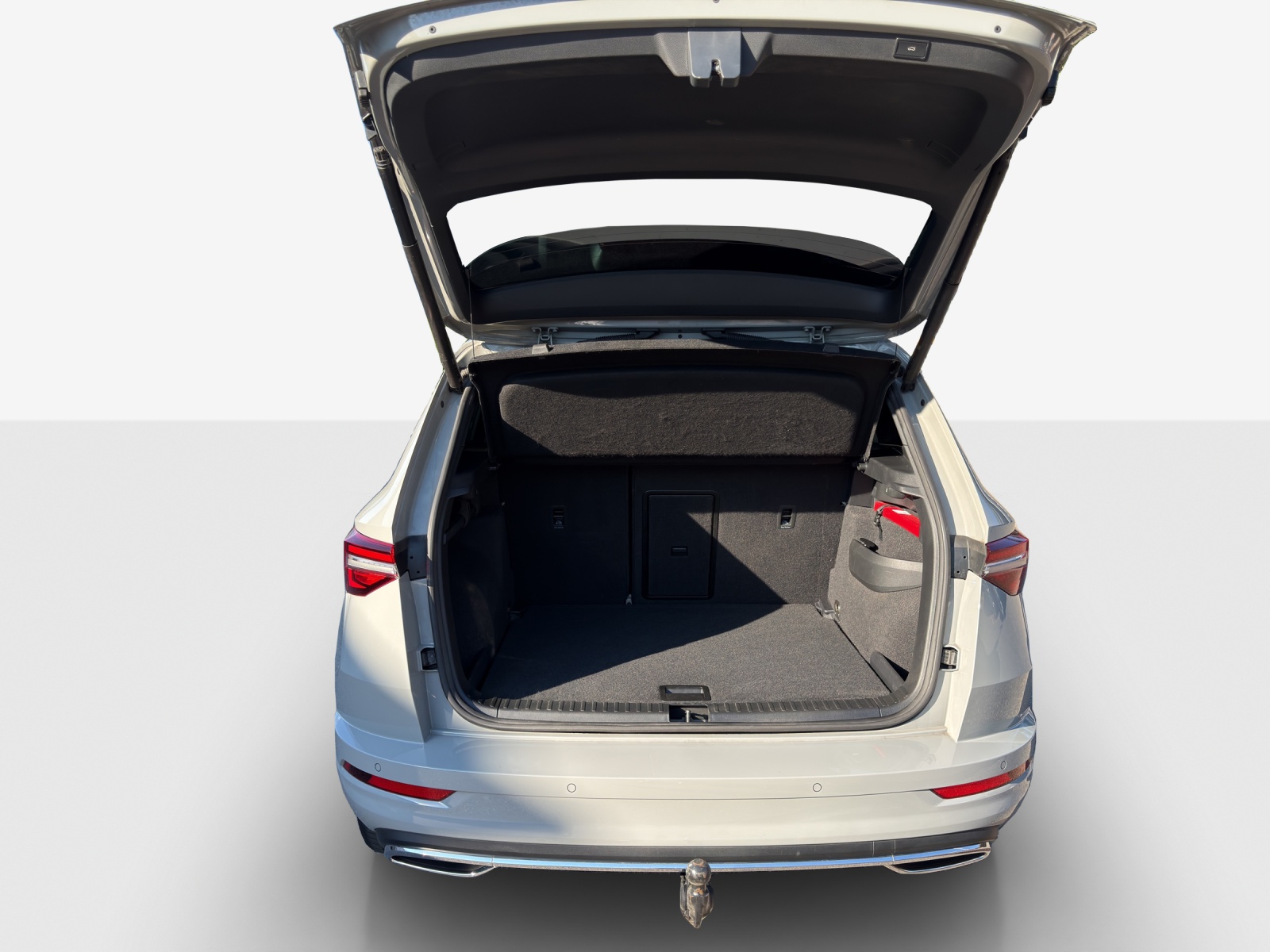 SKODA Karoq 1.5 TSI SportLine DSG-image-12