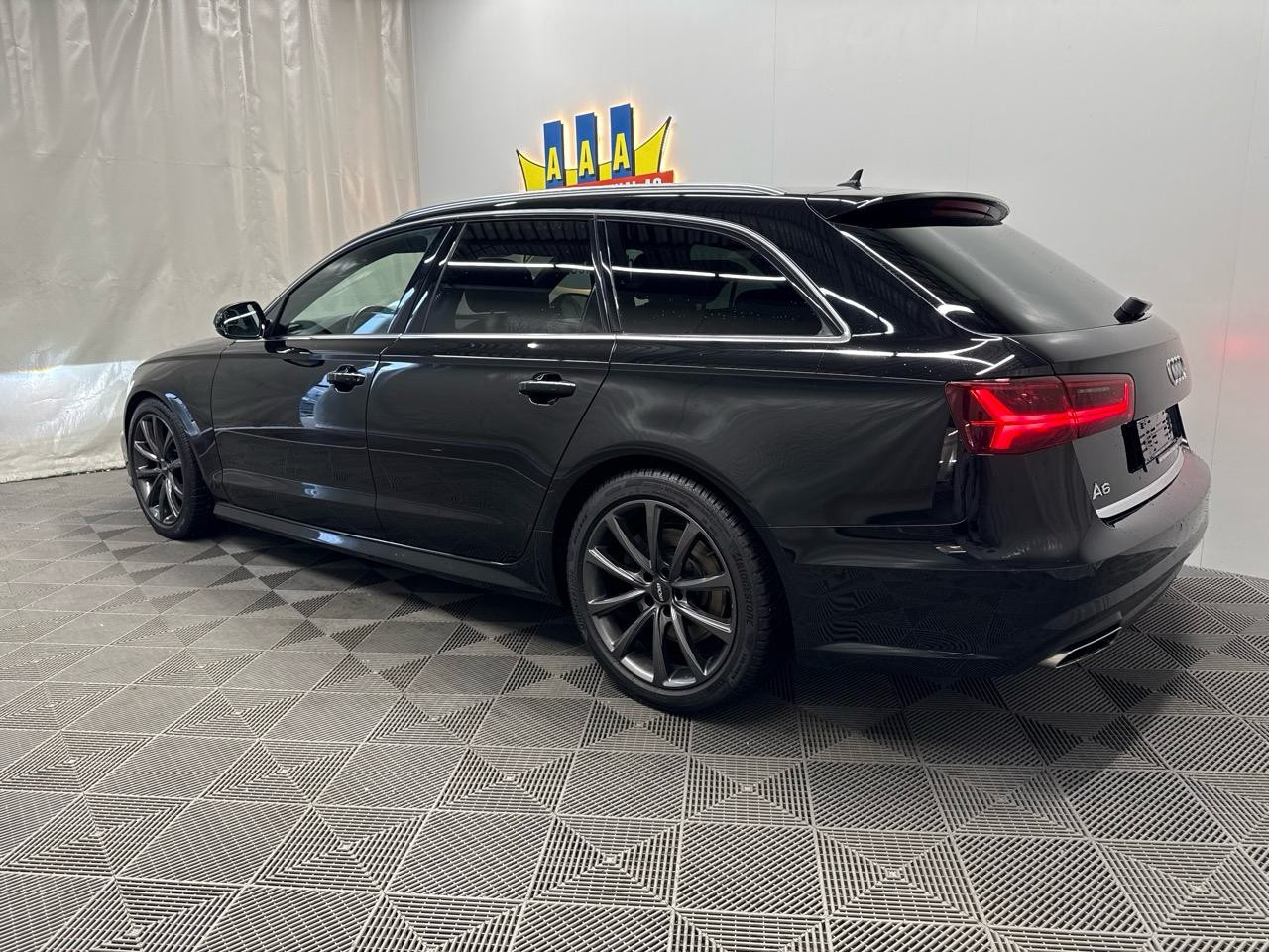 AUDI A6 Avant 3.0 TDI V6 quattro S-tronic-image-1