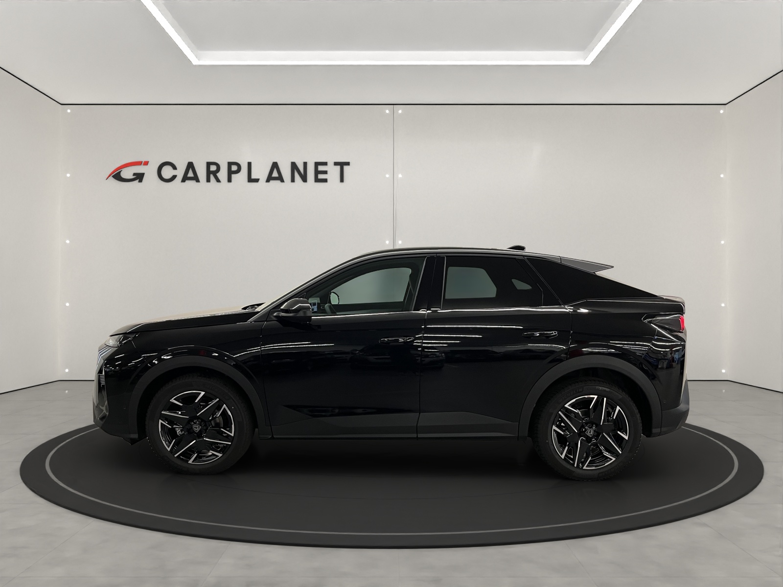 PEUGEOT 3008 1.2 Hybrid Allure Premium-image-2
