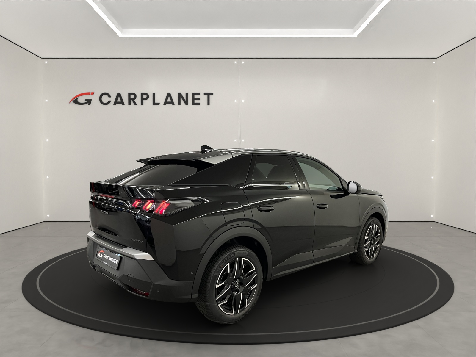 PEUGEOT 3008 1.2 Hybrid Allure Premium-image-4