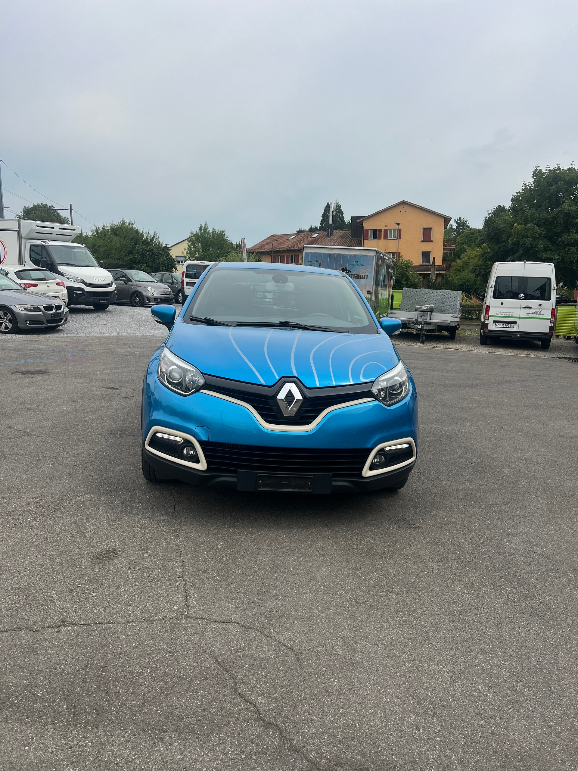 RENAULT Captur 1.5 dCi Privilège EDC-image-0