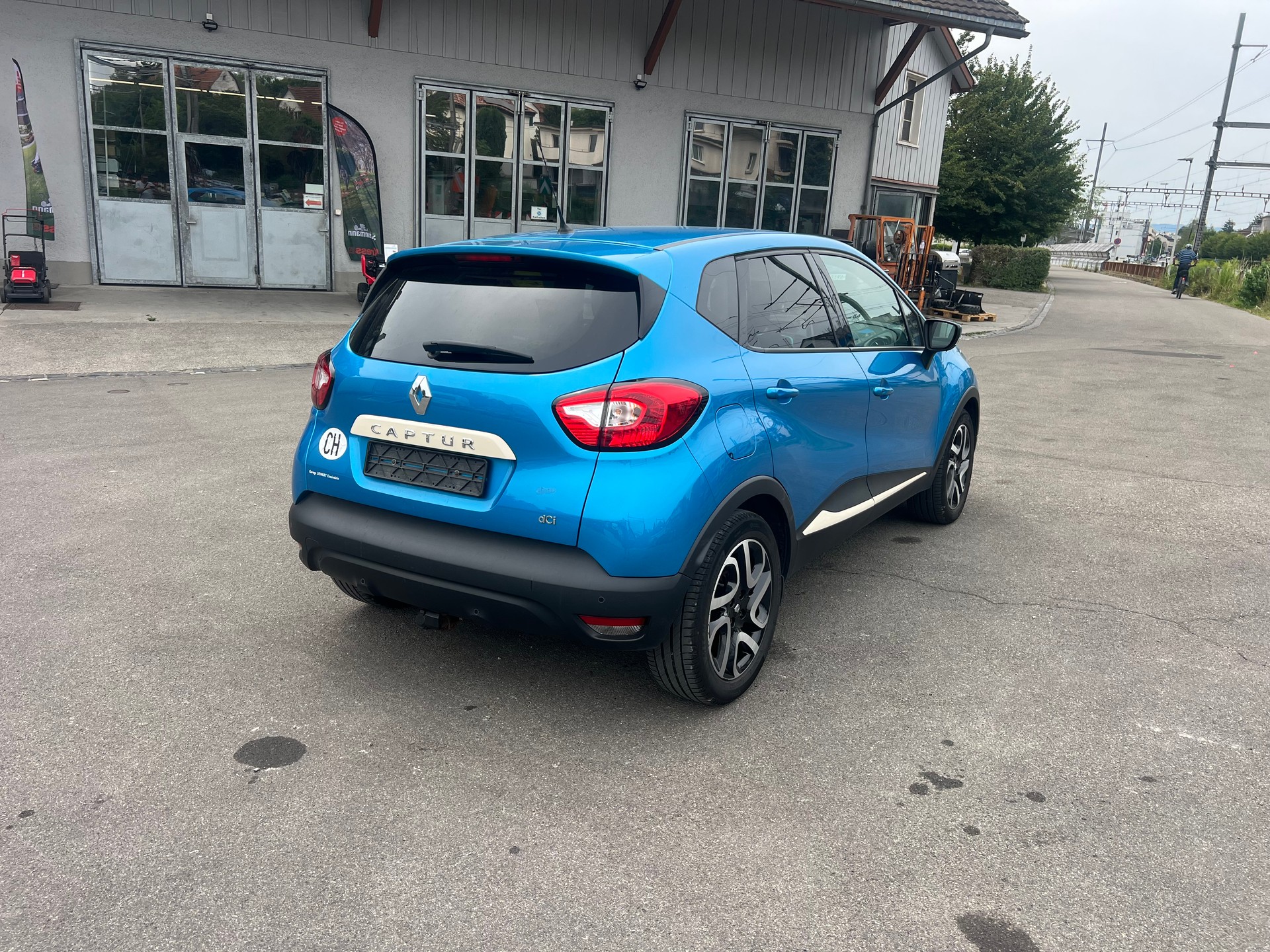 RENAULT Captur 1.5 dCi Privilège EDC-image-5