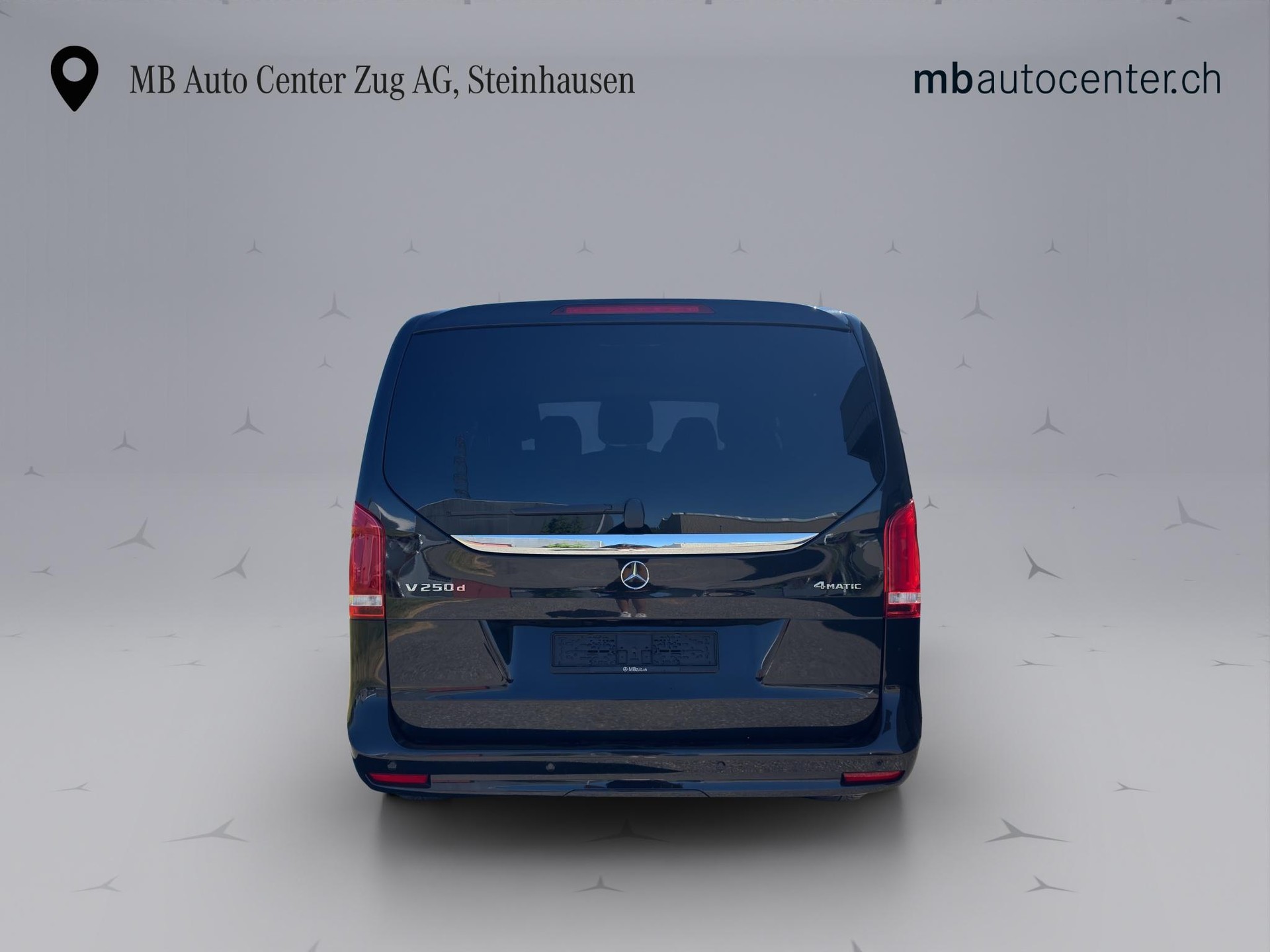 MERCEDES-BENZ V 250 d Avantgarde lang 4matic Van-image-4