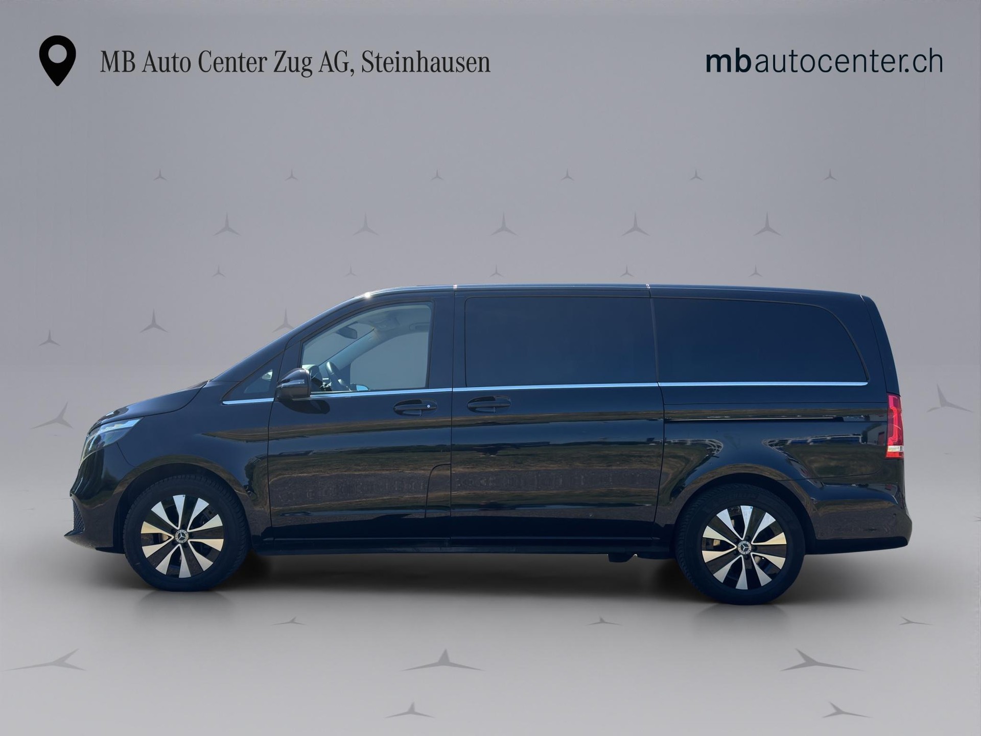 MERCEDES-BENZ V 250 d Avantgarde lang 4matic Van-image-1