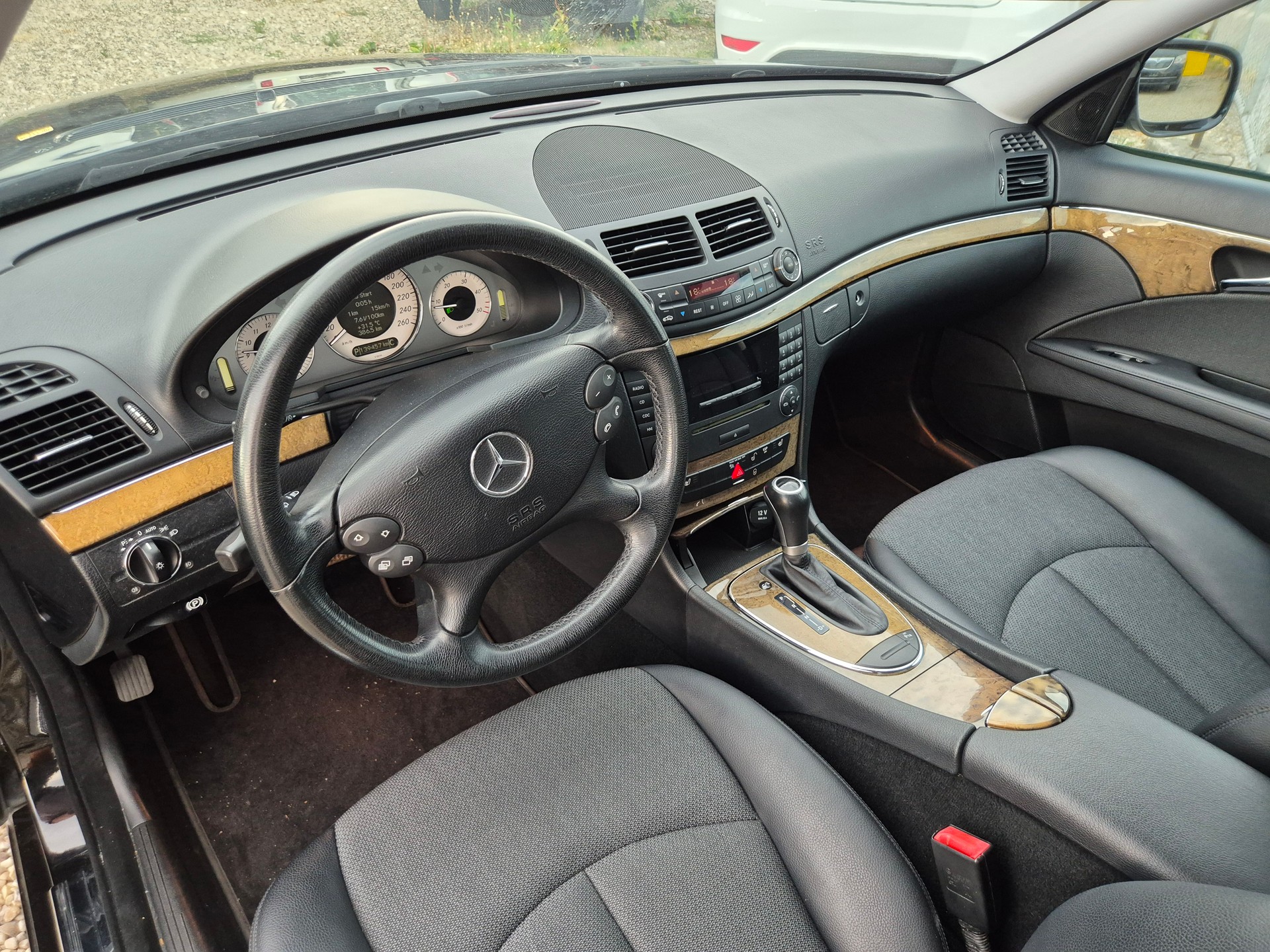 MERCEDES-BENZ Stationswagen-image-8