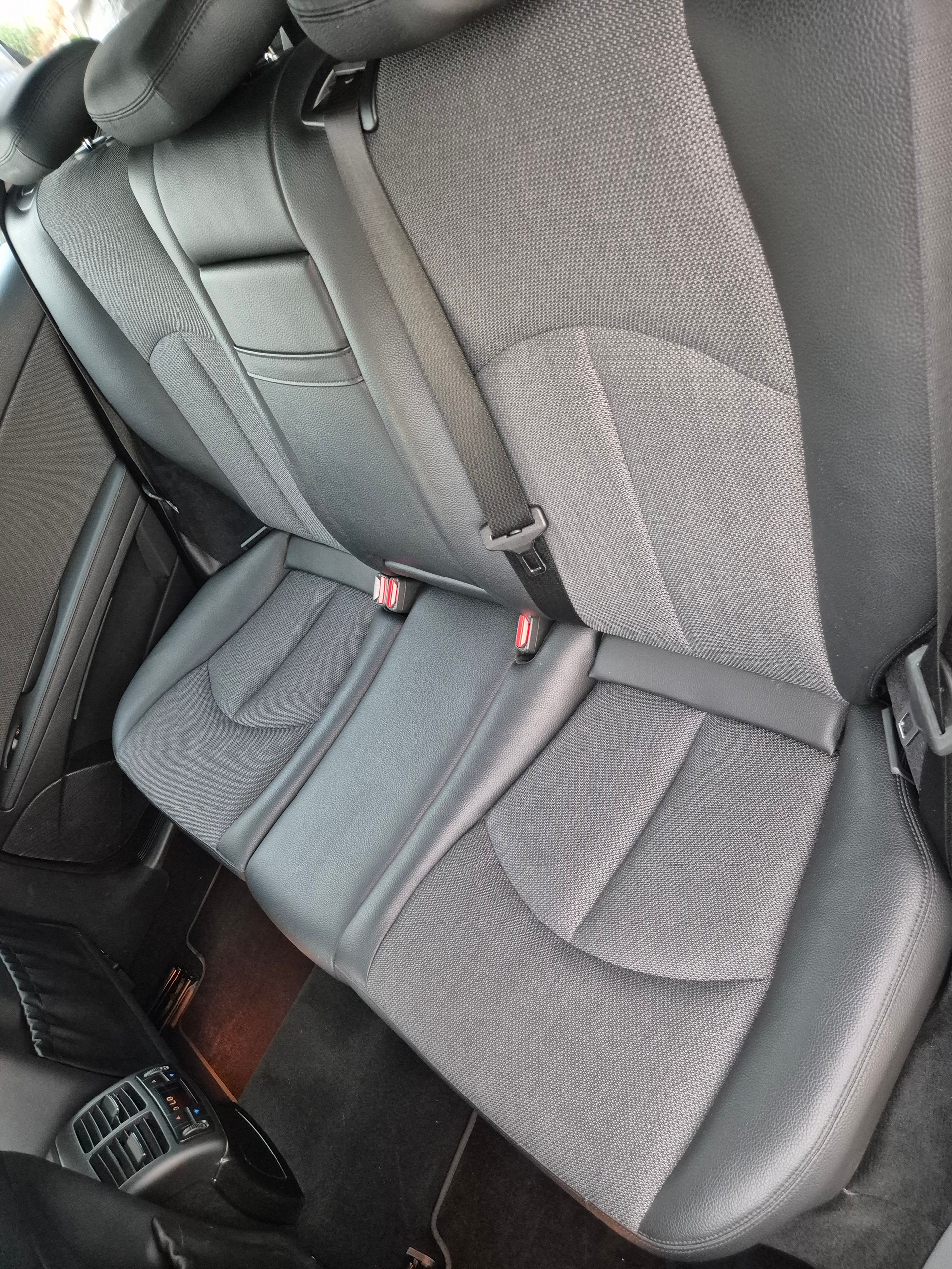 MERCEDES-BENZ Stationswagen-image-9