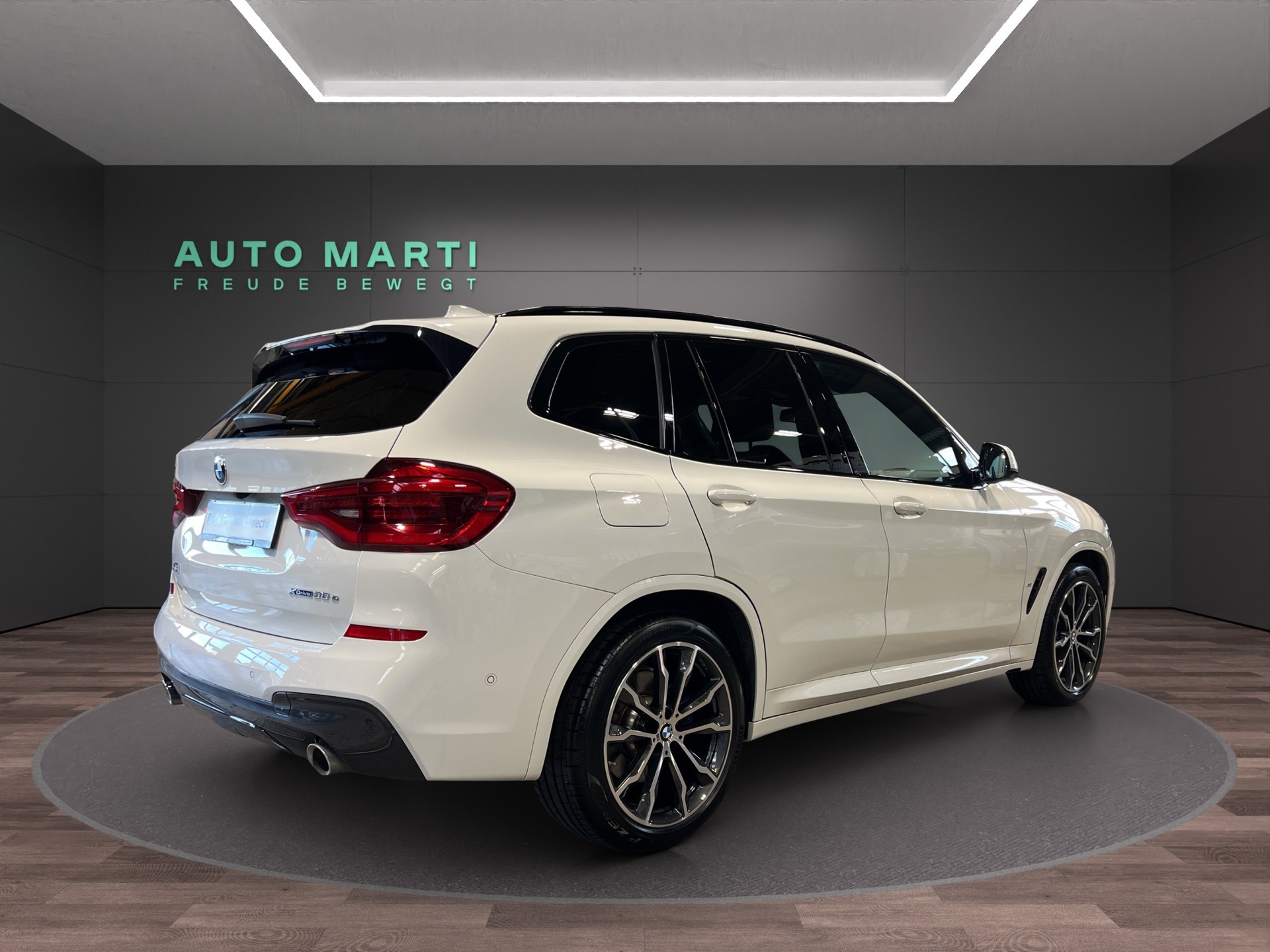 BMW X3 30e xDrive SAG-showroom-element-3