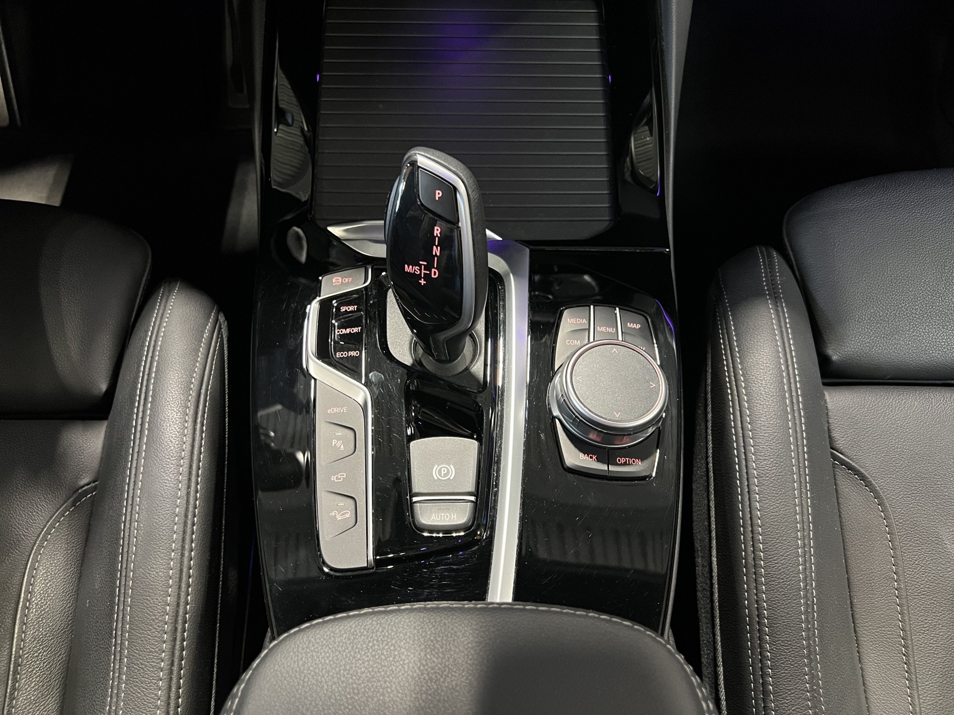 BMW X3 30e xDrive SAG-image-9