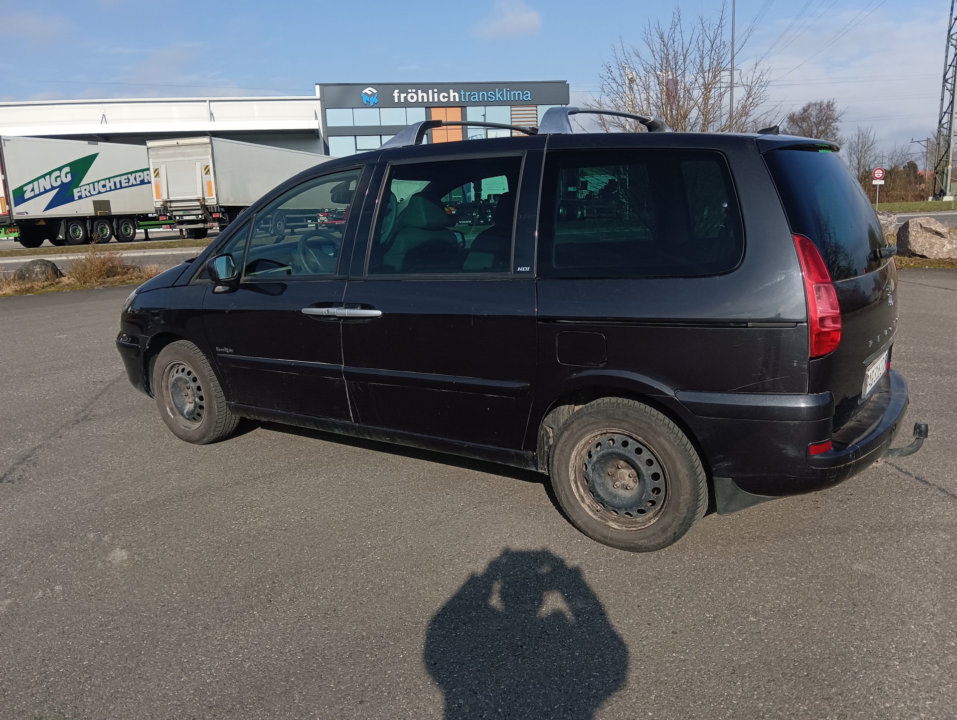 PEUGEOT 807 2.0 16V HDi ST Family+ Automatic-image-3