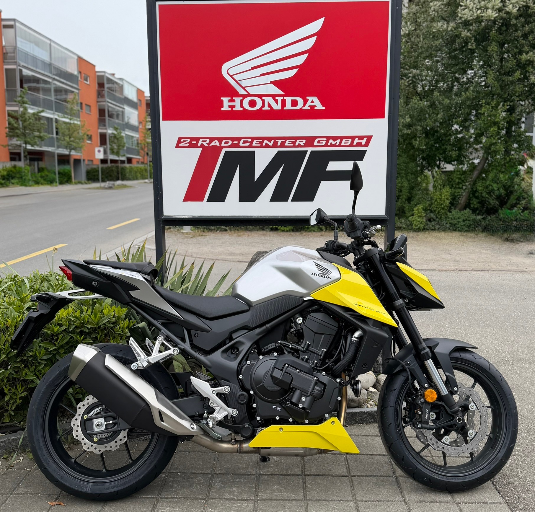 HONDA E CLUTCH VERSION