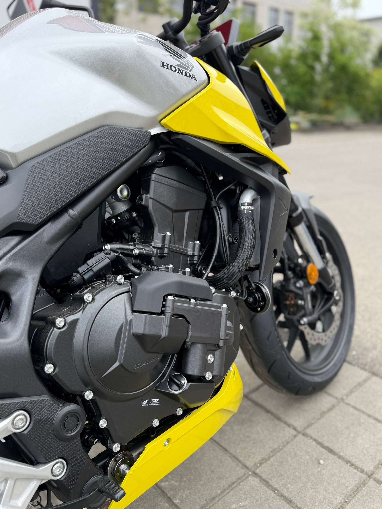 HONDA E CLUTCH VERSION-showroom-element-1