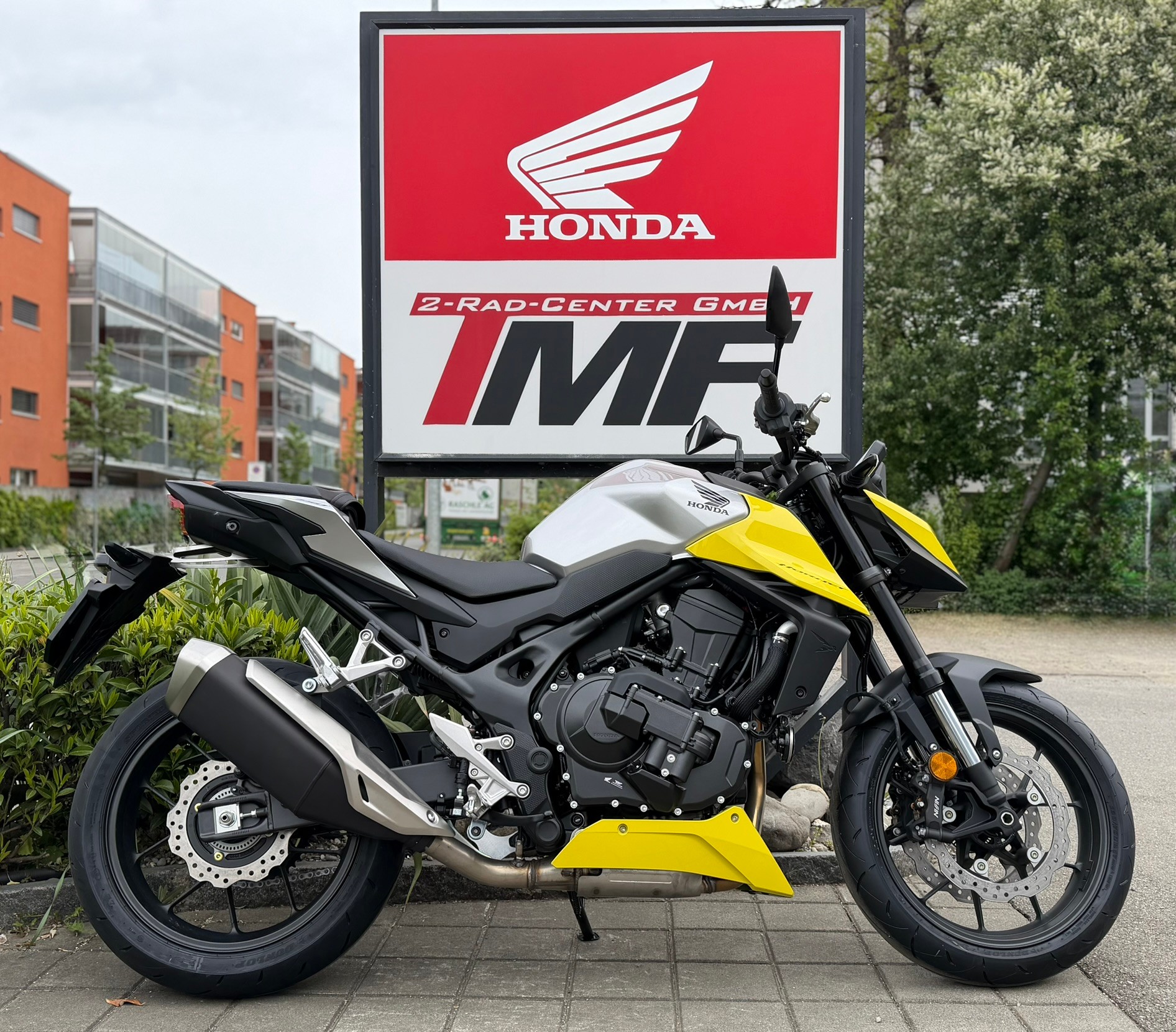 HONDA E CLUTCH VERSION-showroom-element-2
