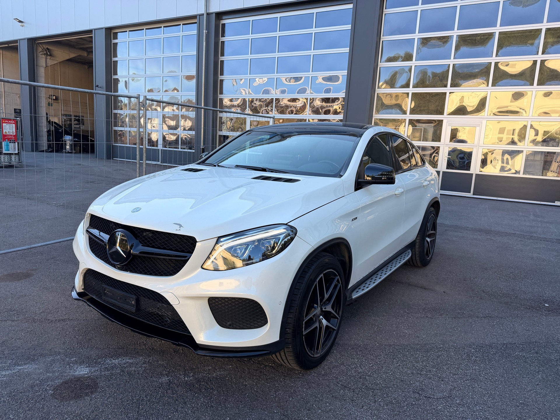 MERCEDES-BENZ GLE Coupé 450 AMG 4Matic 9G-Tronic EDITION 1-image-2