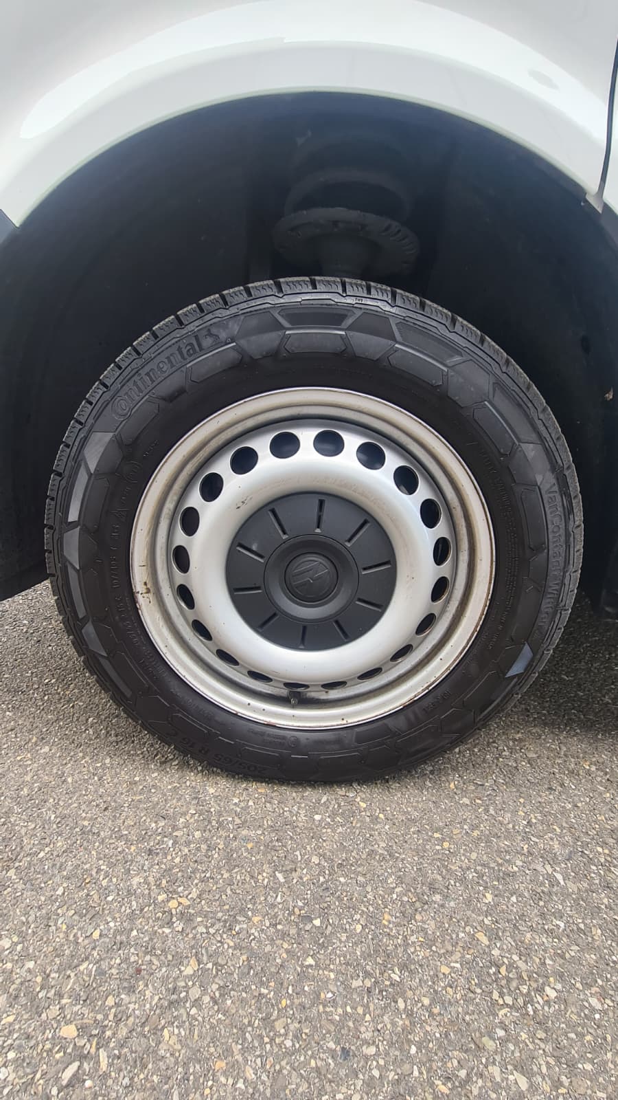VW T6.1 2.0 TDI ** 3-Plätzer ** Lange Version ** Klimaanlage ** PDC Hinten ** Anh-Kupplung ** LTZ MFK 05.03.2026 ** Nutz-1142kg **-image-19