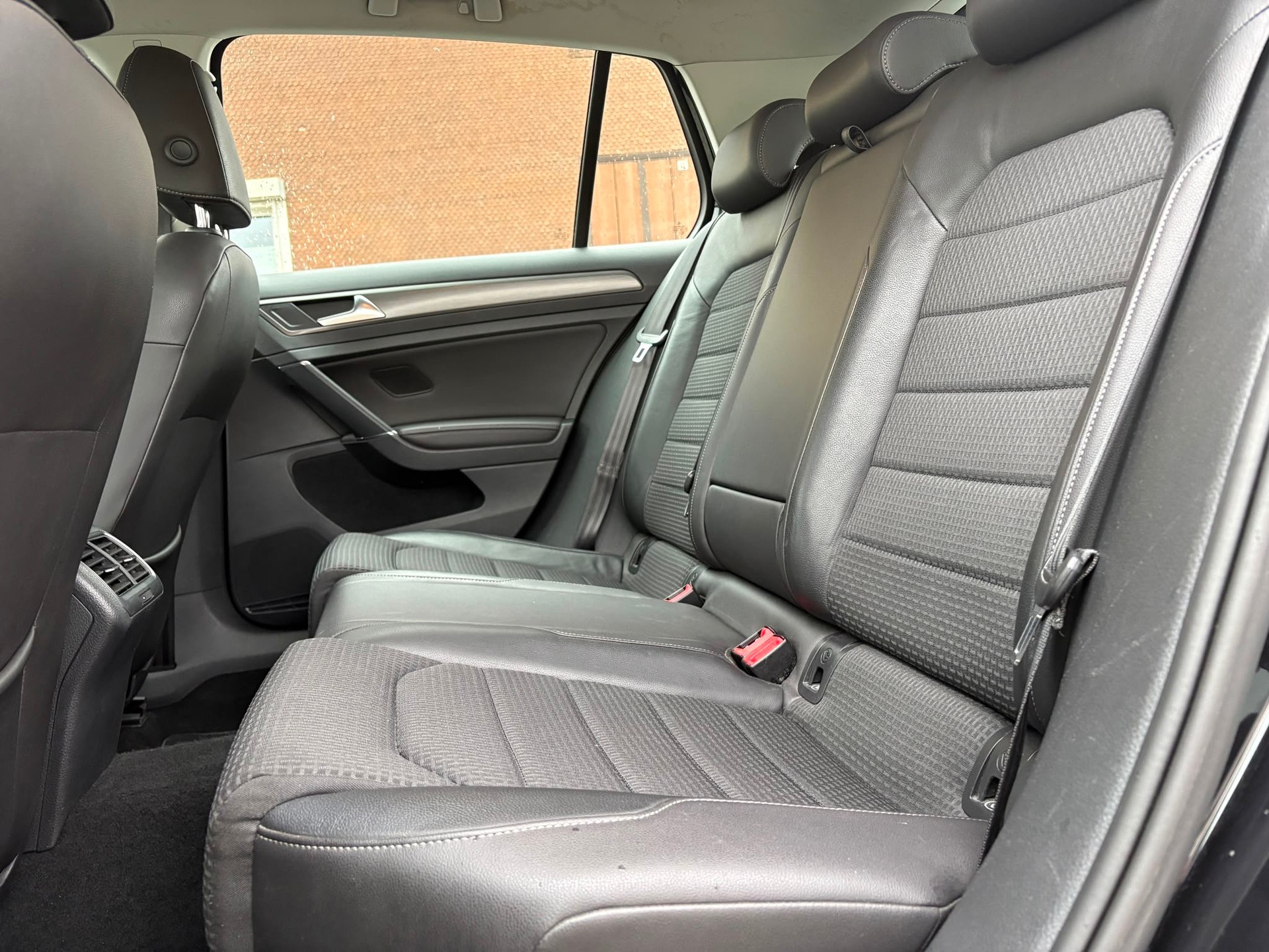 VW Golf 1.4 TSI Trendline-image-4