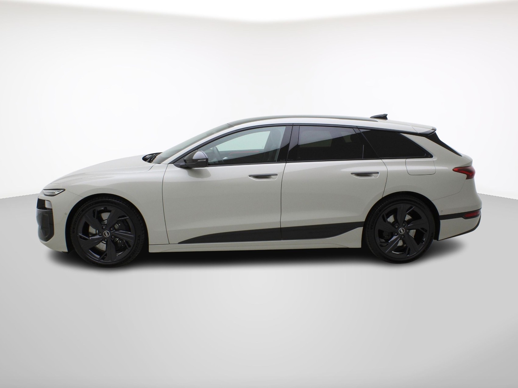 AUDI S6 e-tron Avant quattro **Audi Werksgarantie bis 10/2030**-image-1